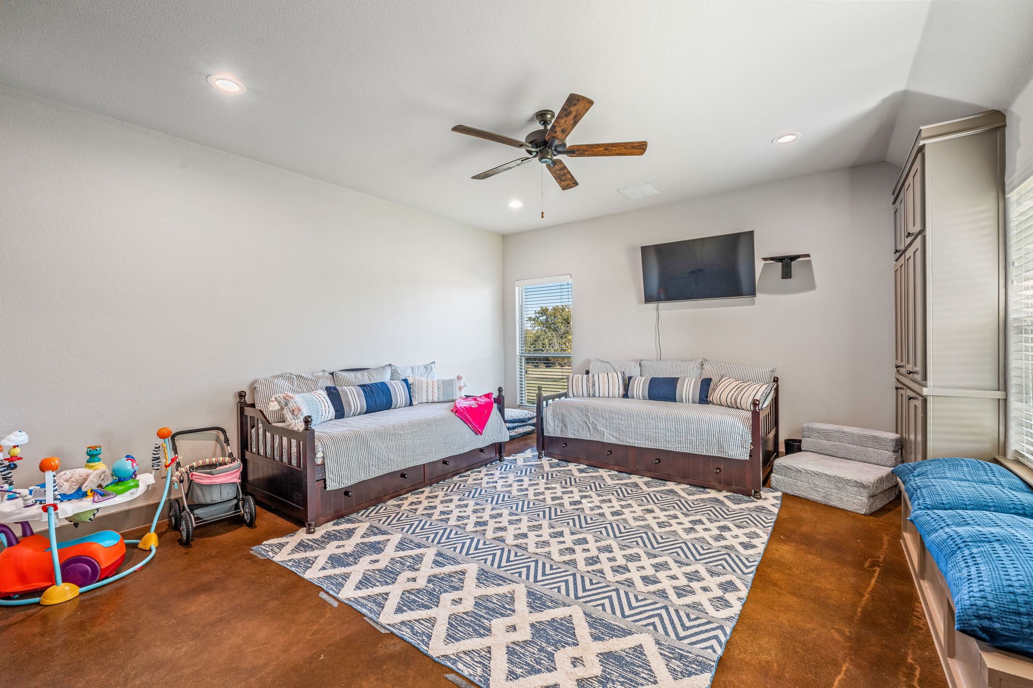 1835 County Road 244