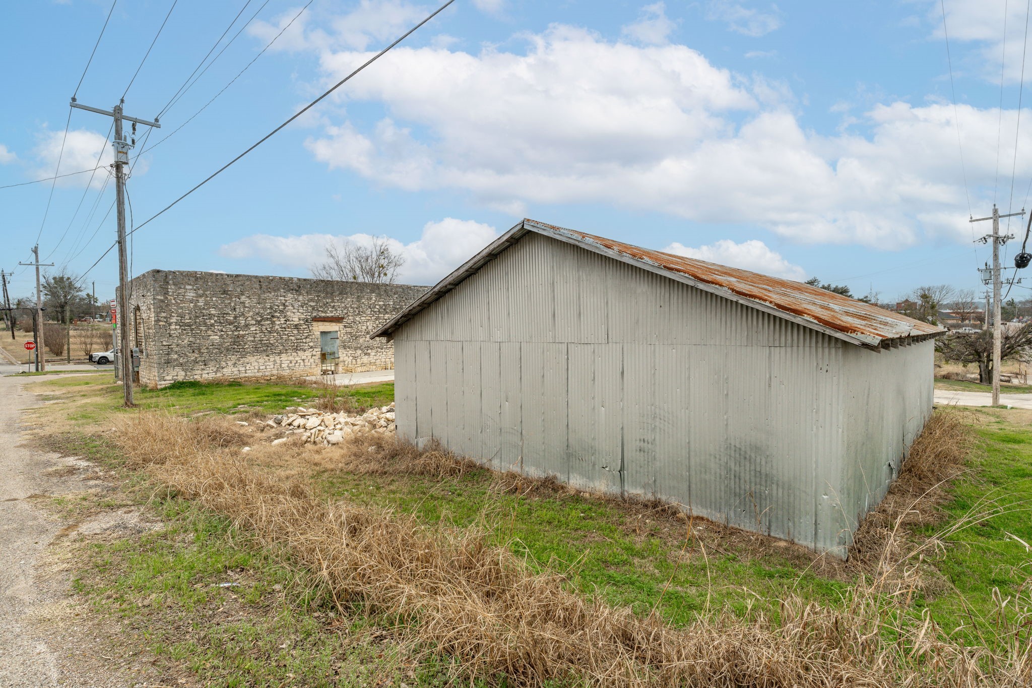 108 N Hill