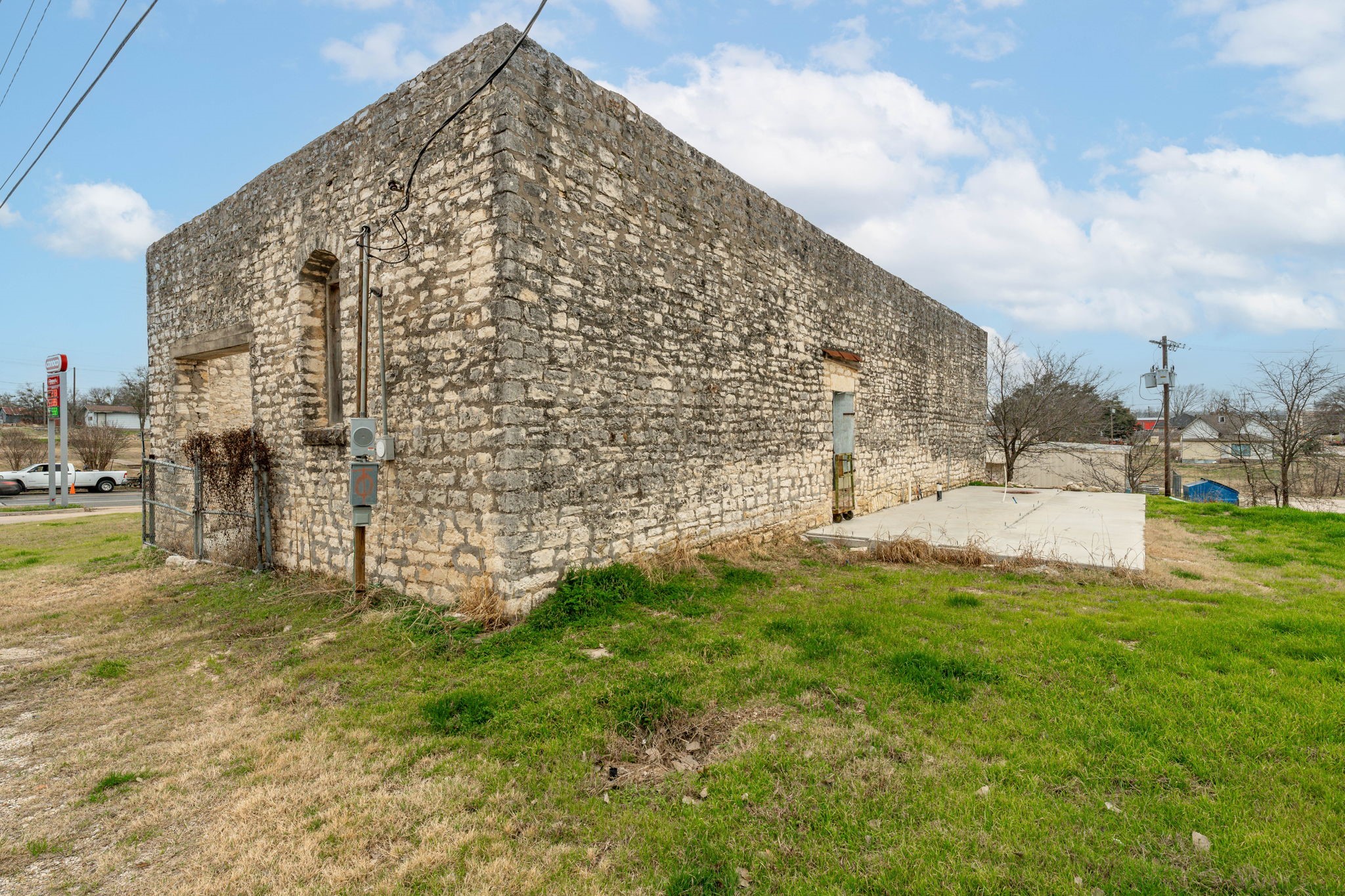 108 N Hill