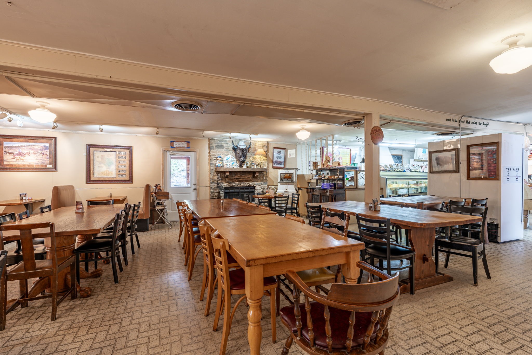 3408 N US Highway 281
