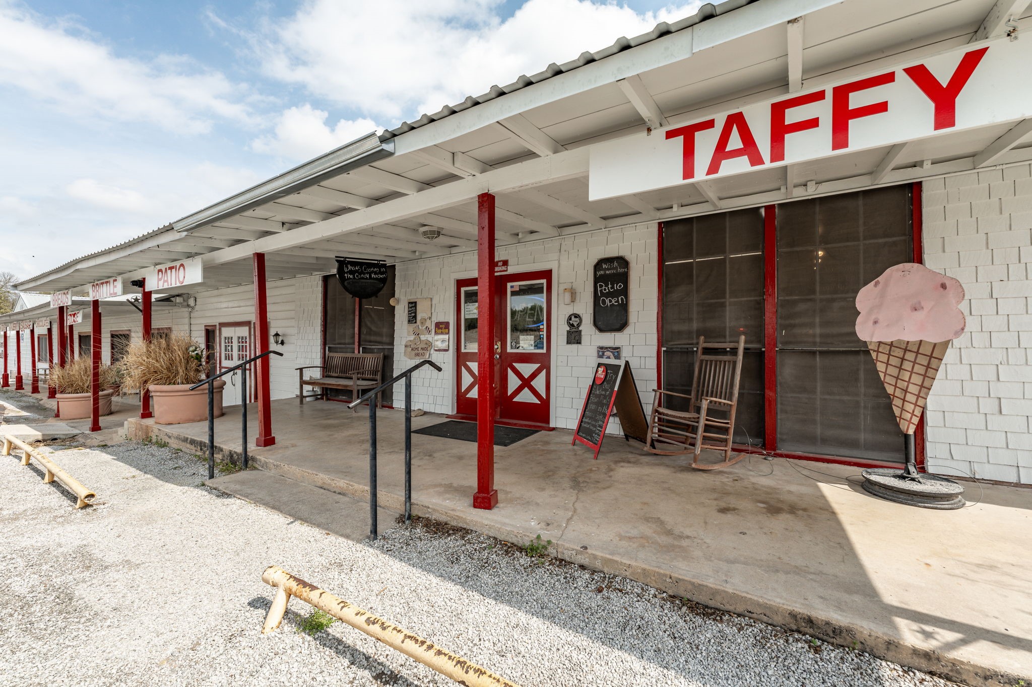 3408 N US Highway 281