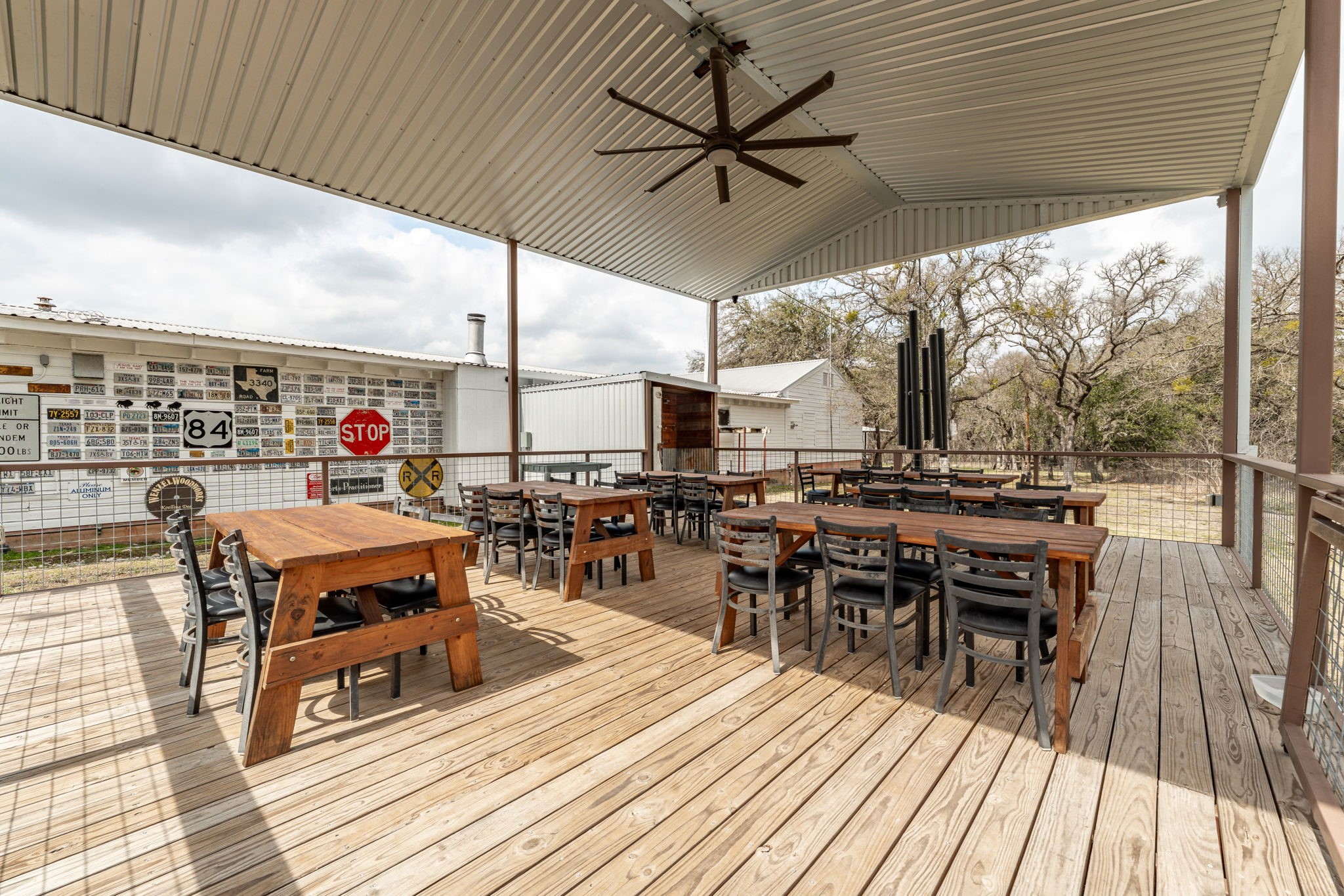 3408 N US Highway 281