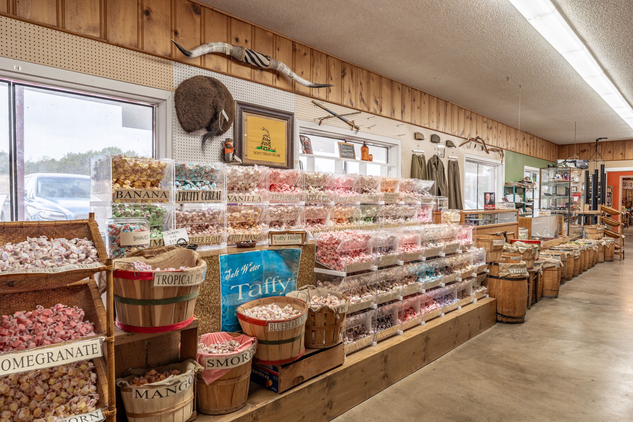 3408 N US Highway 281