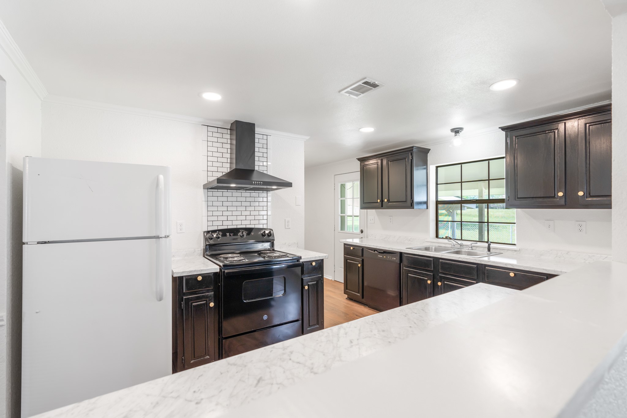 273 County Road 2546