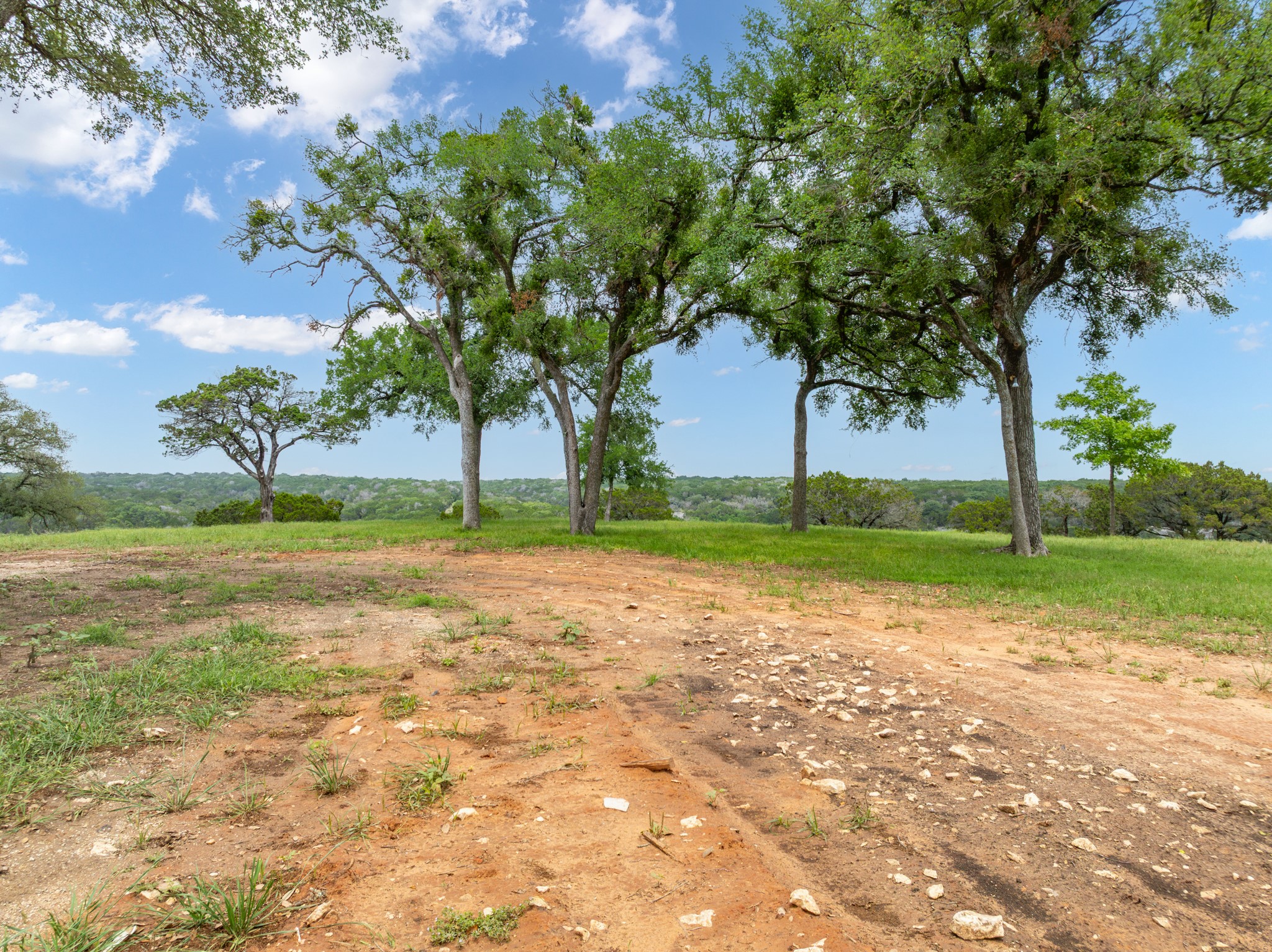 477 Private Road 1601