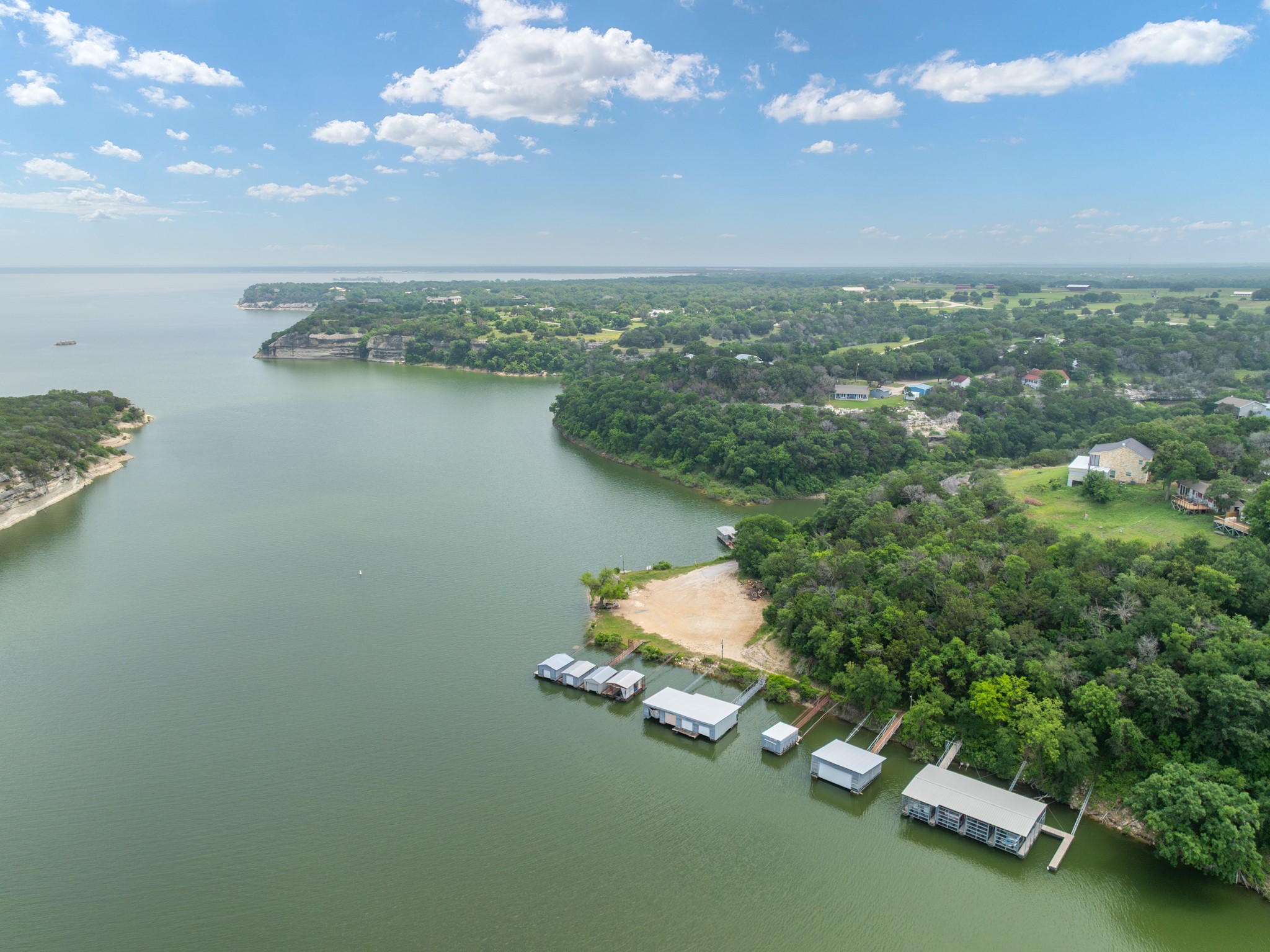 477 Private Road 1601