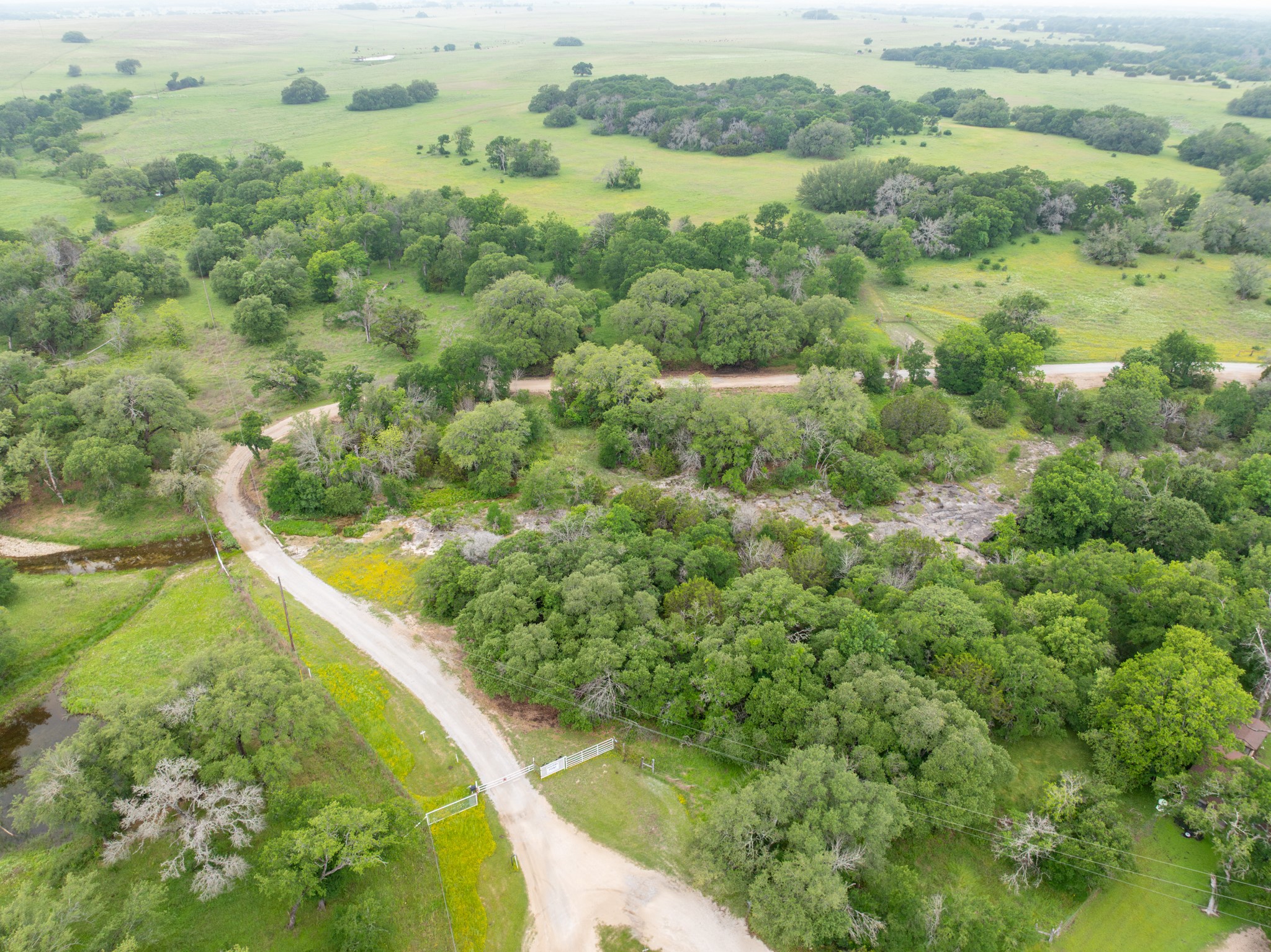 477 Private Road 1601