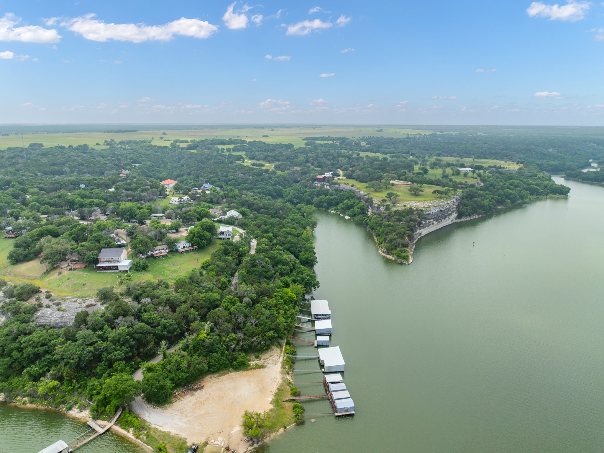 477 Private Road 1601