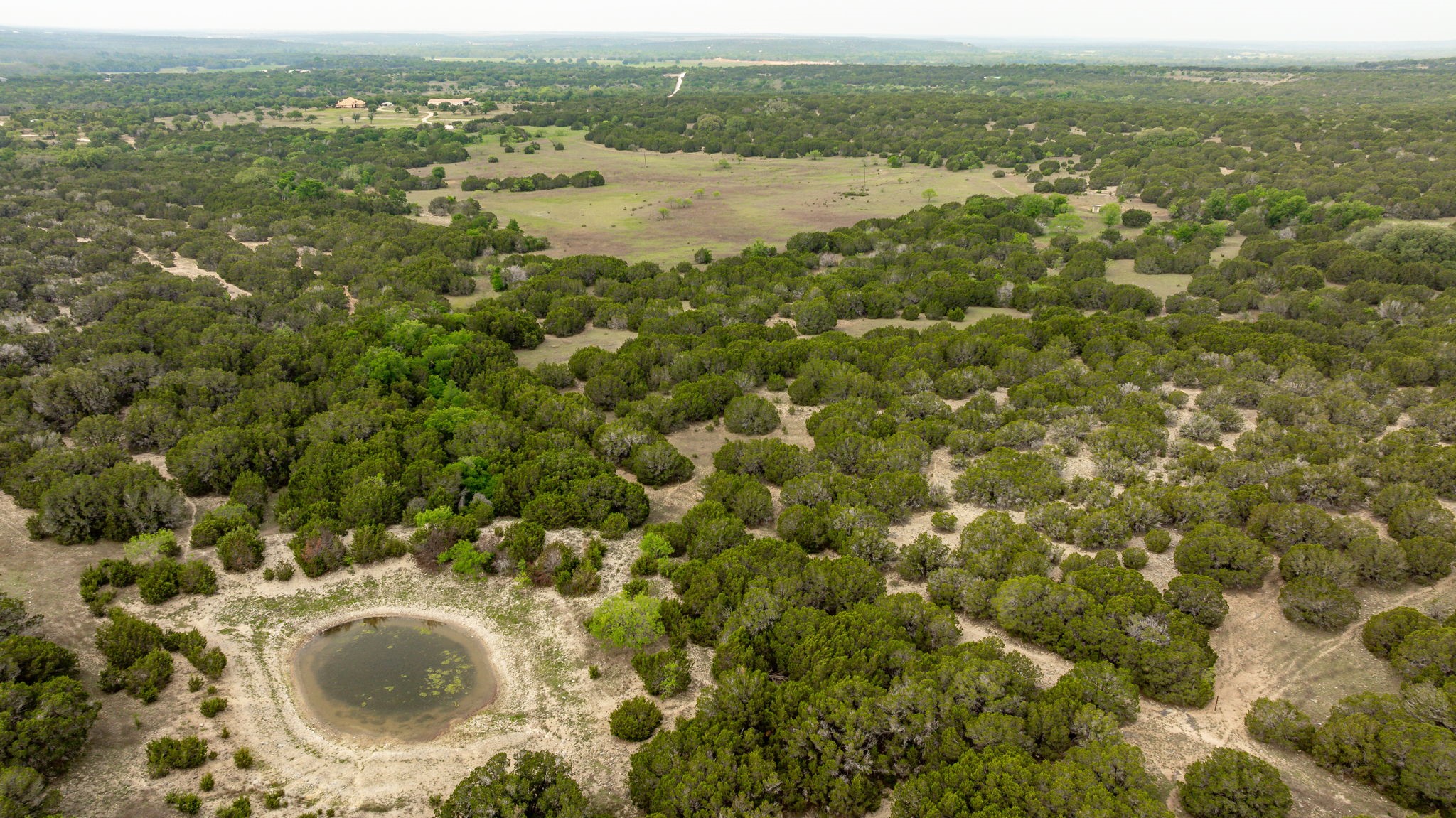 5905 N US Highway 281