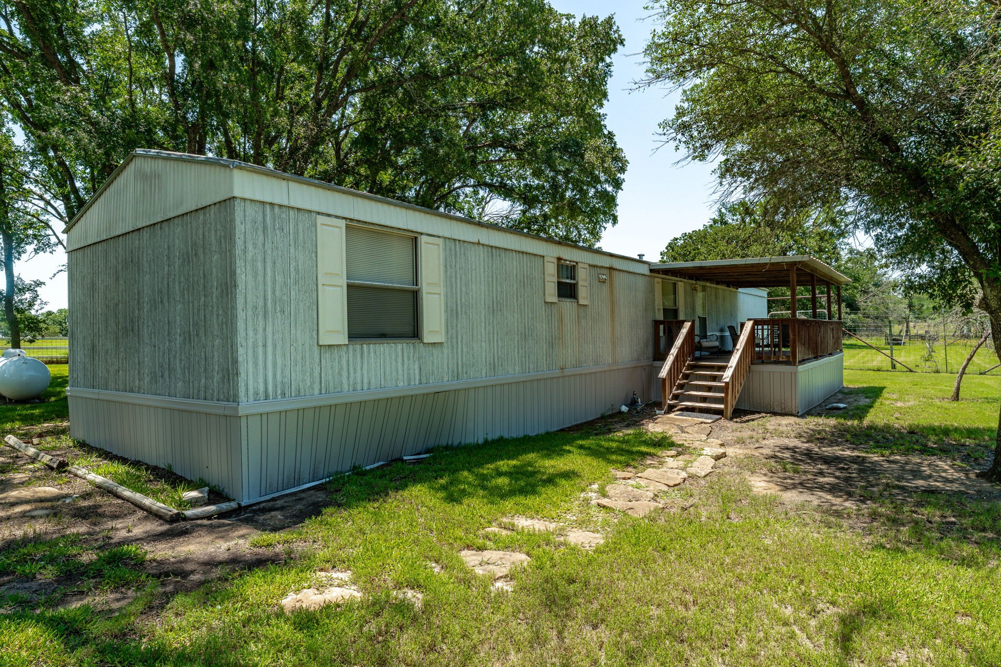 1340 County Road 189