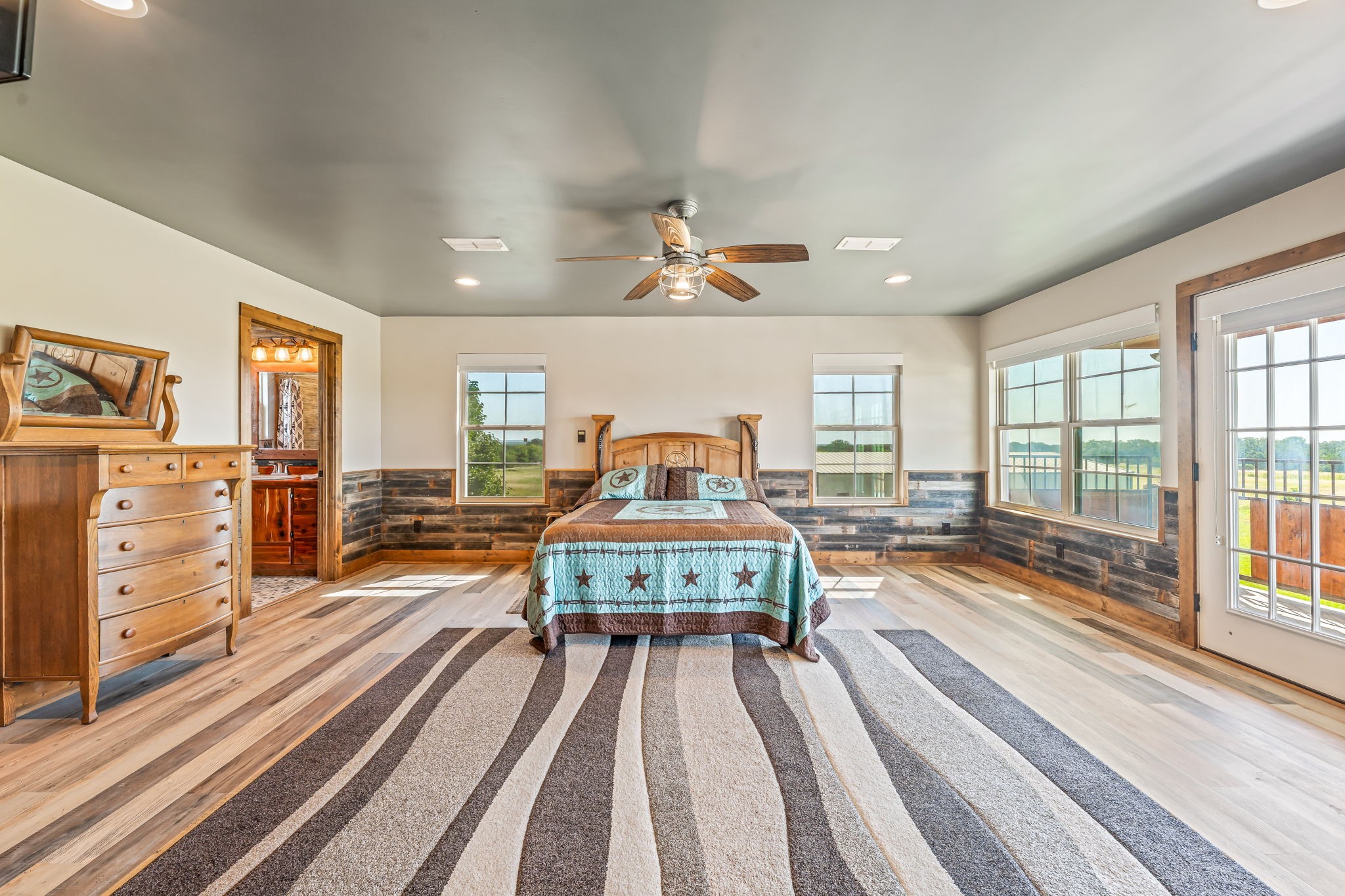 2440 County Road 243