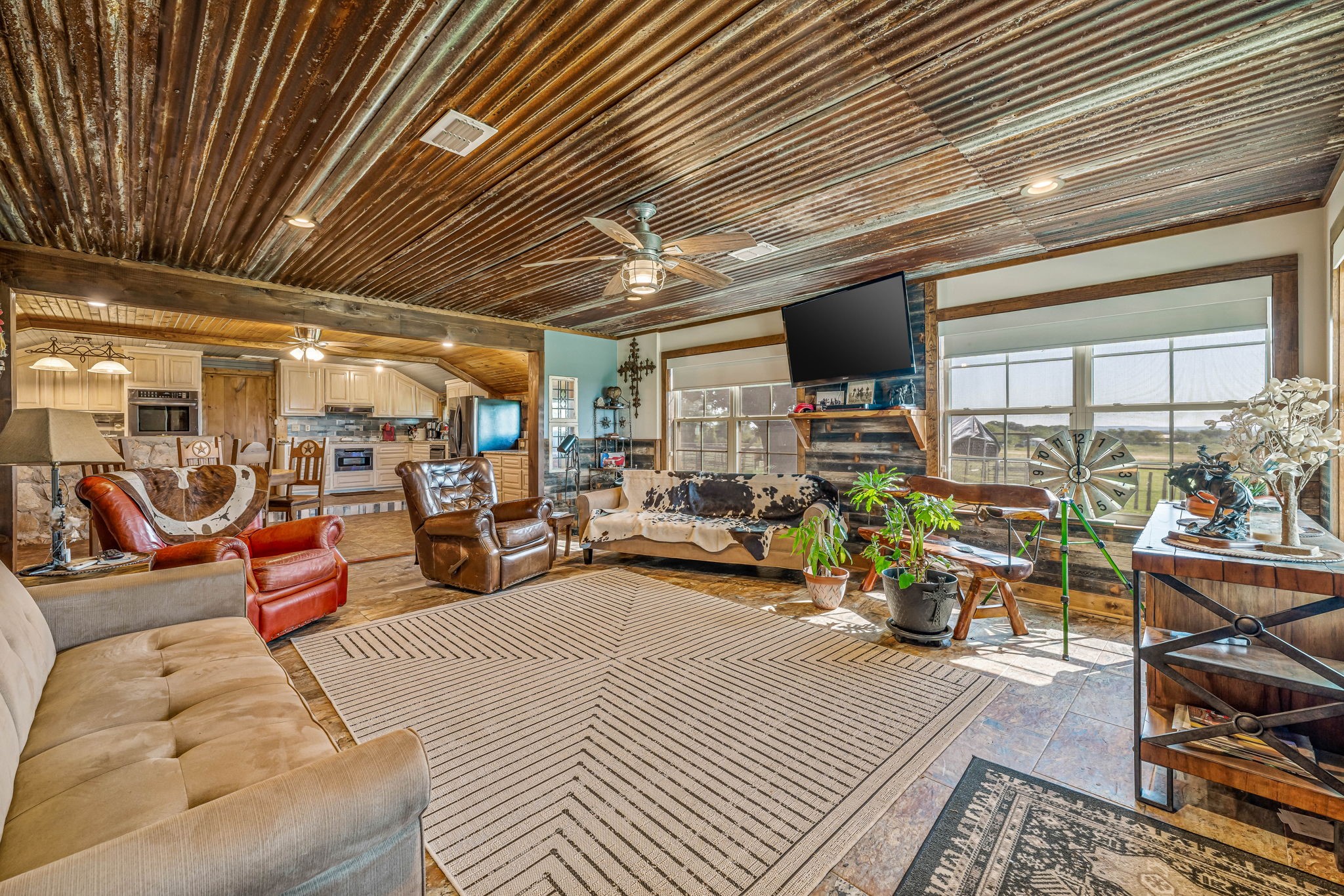 2440 County Road 243