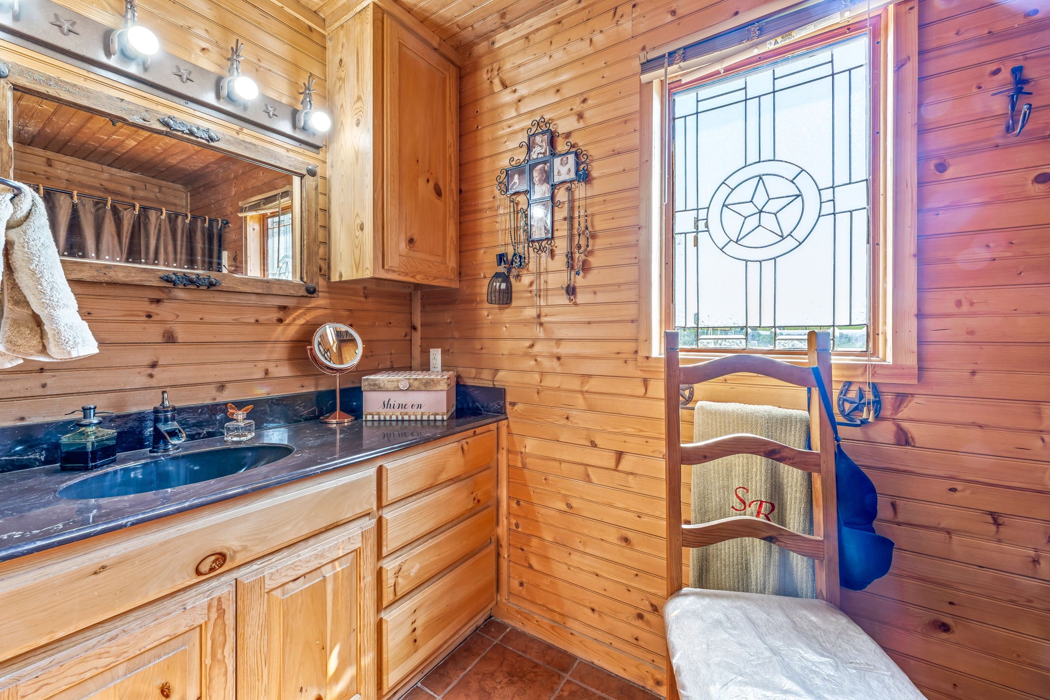 2440 County Road 243