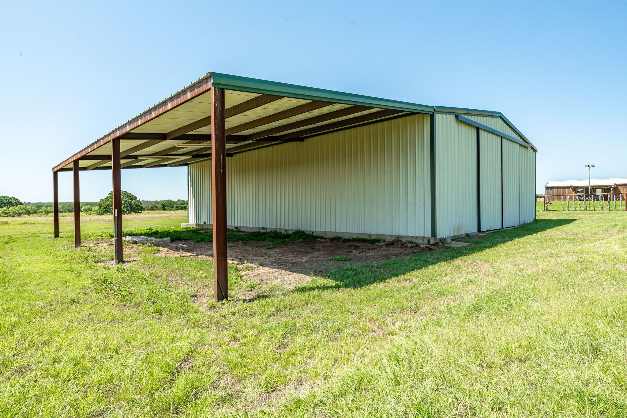2440 County Road 243