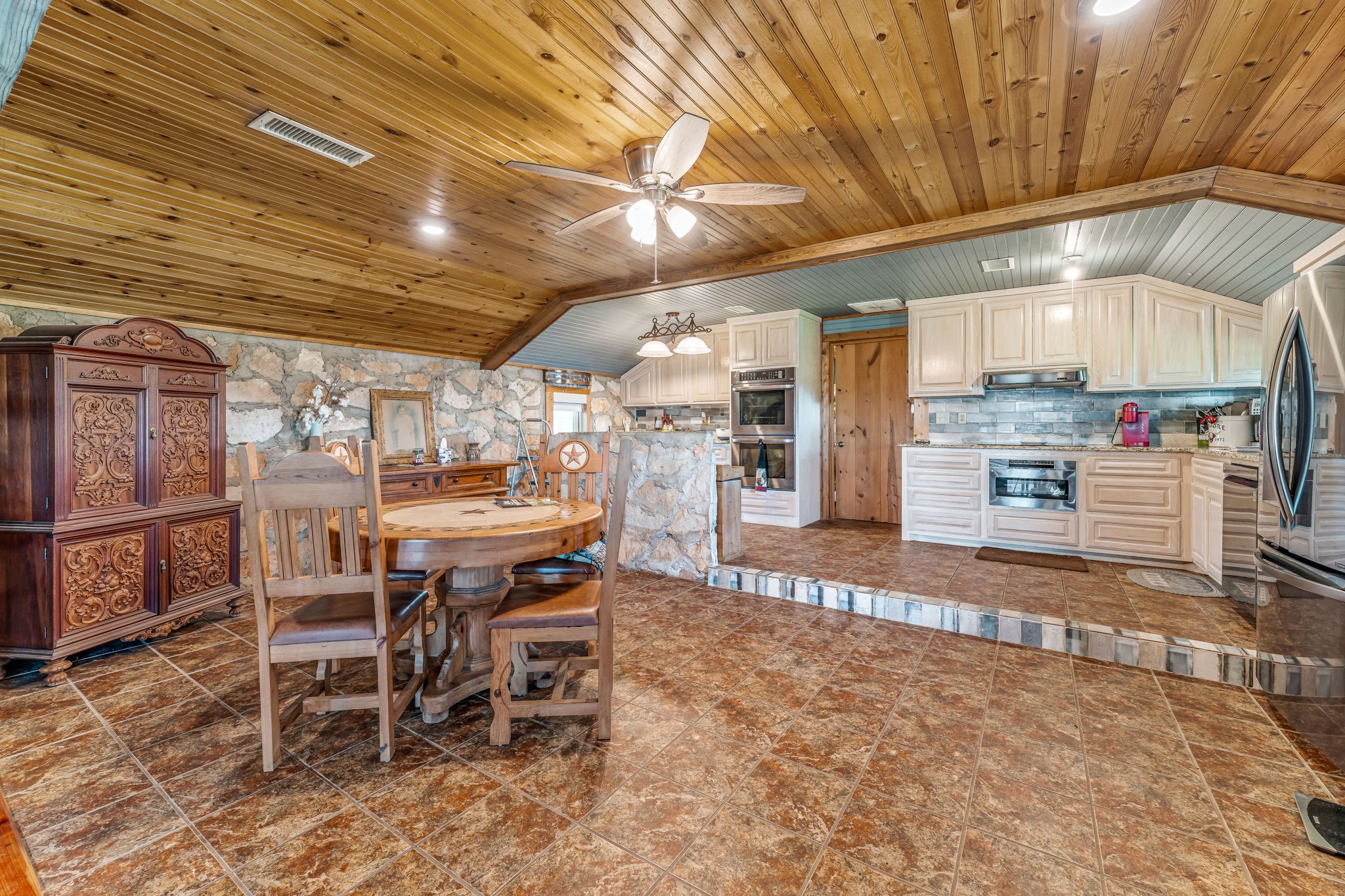 2440 County Road 243