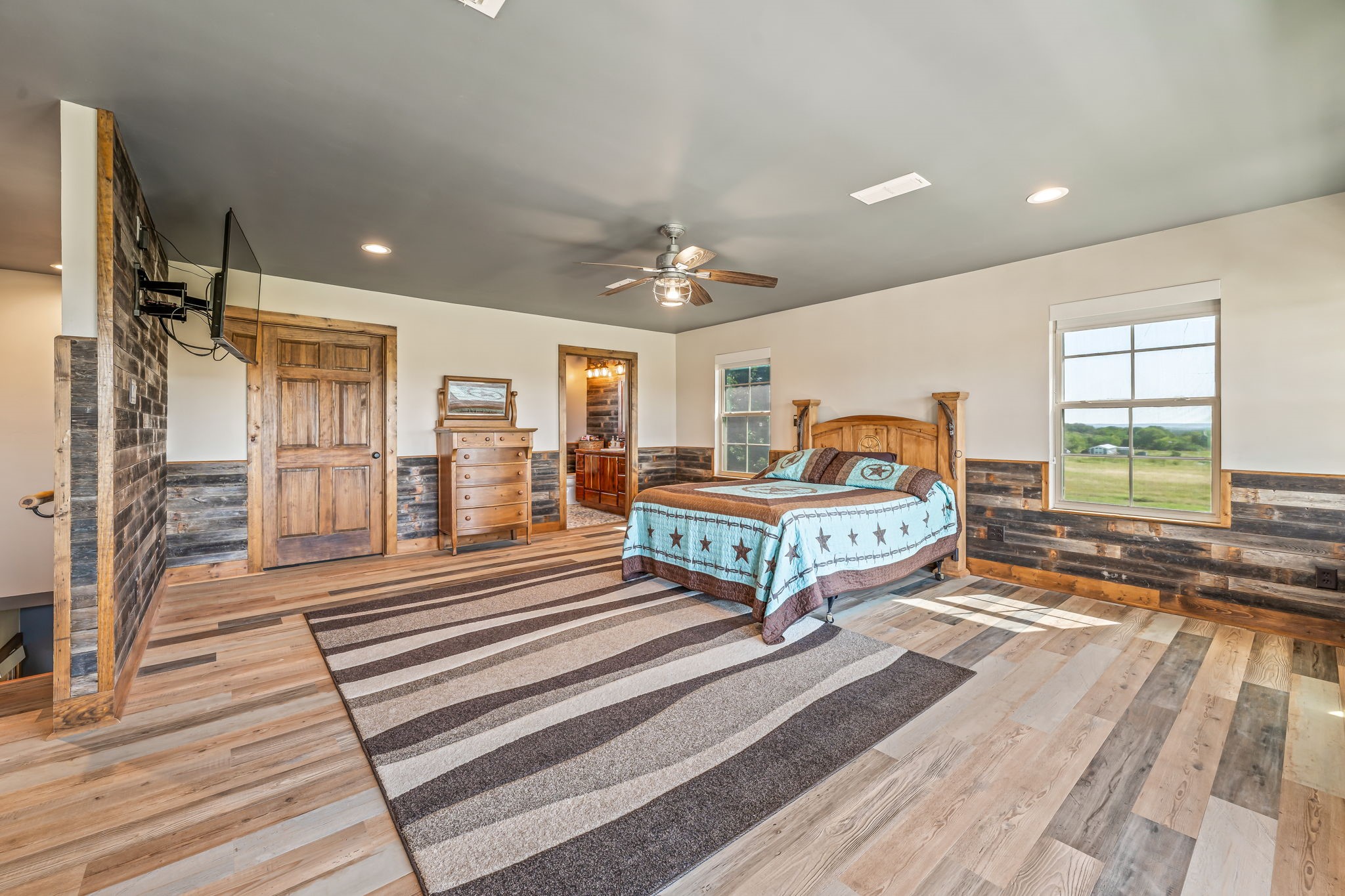 2440 County Road 243
