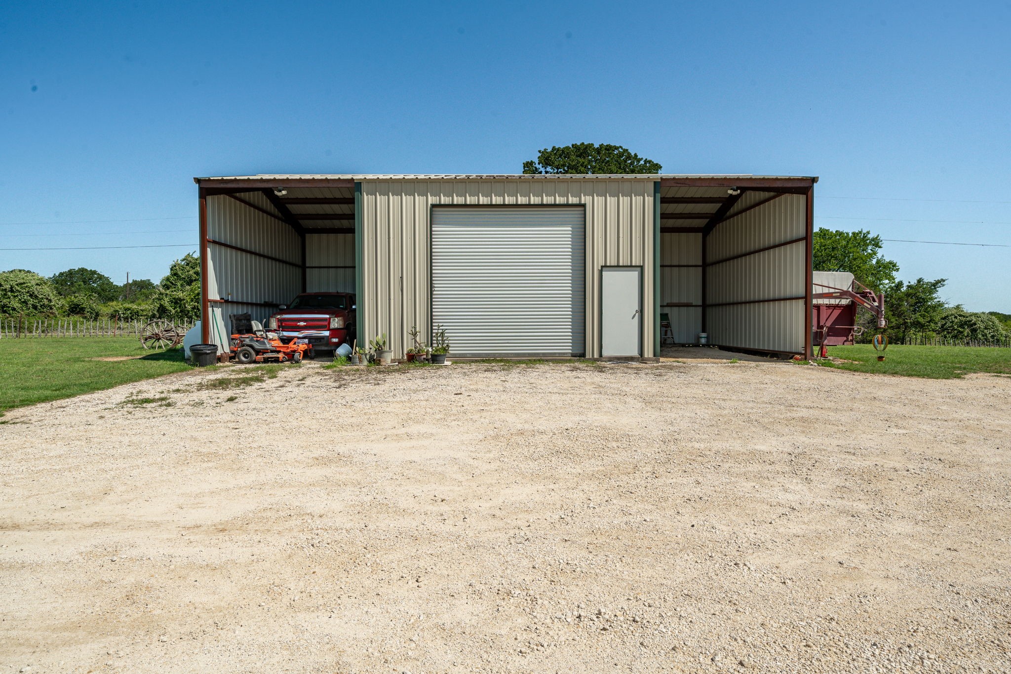 2440 County Road 243
