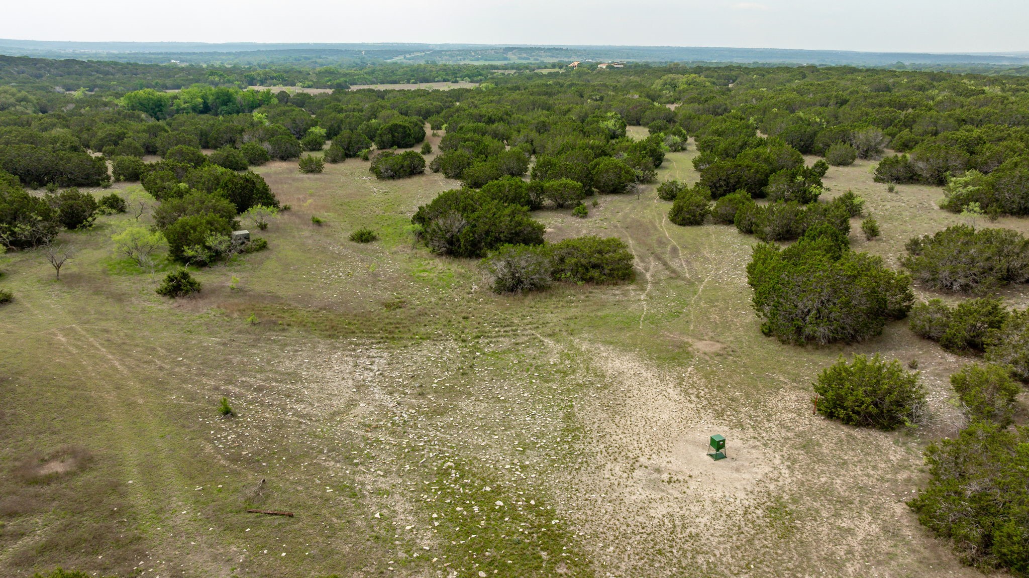 5905 N US Highway 281 (400)