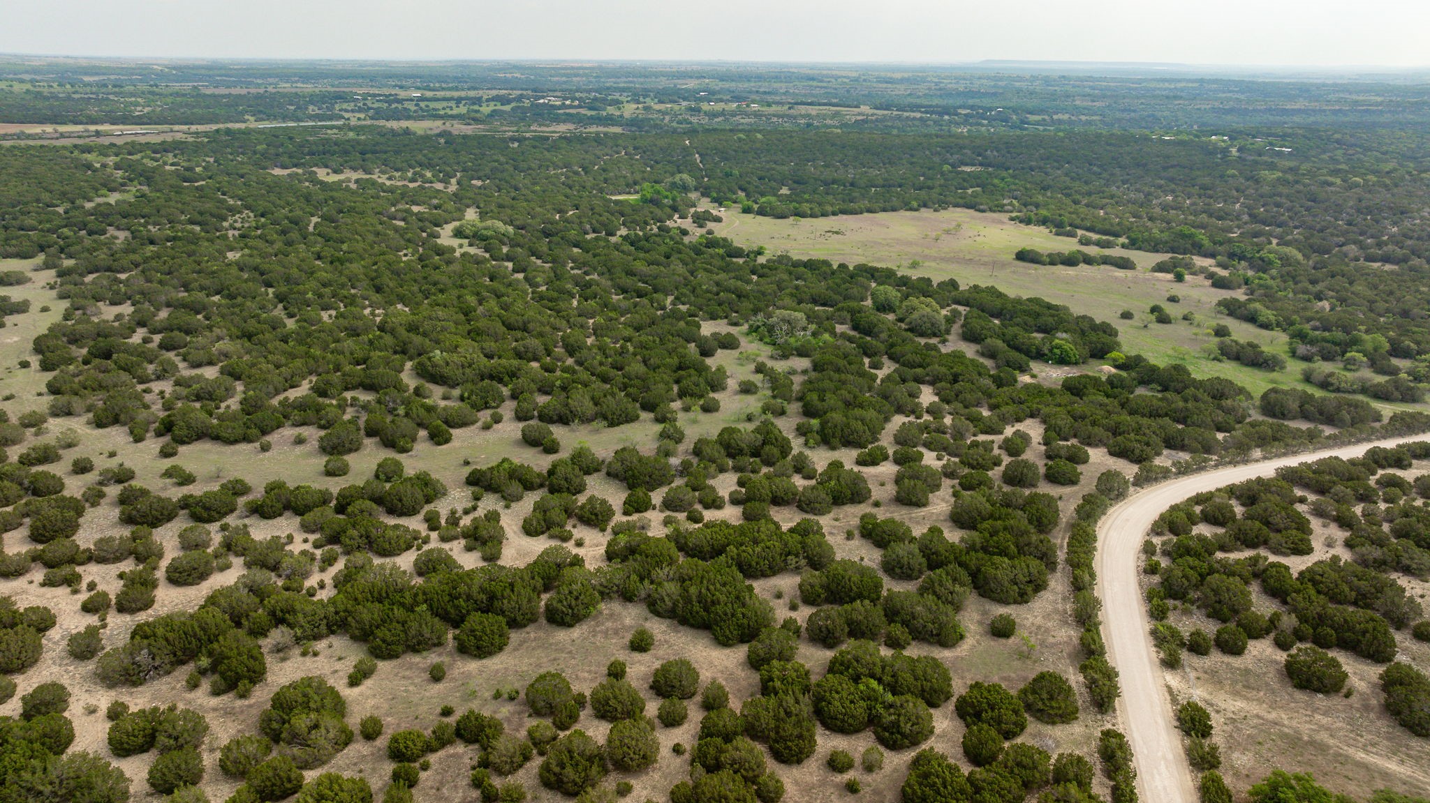 5905 N US Highway 281 (400)