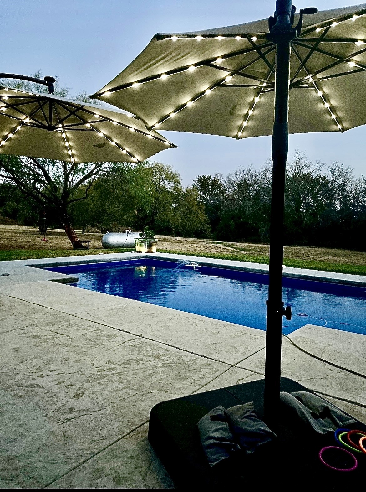 1592 N US Highway 281