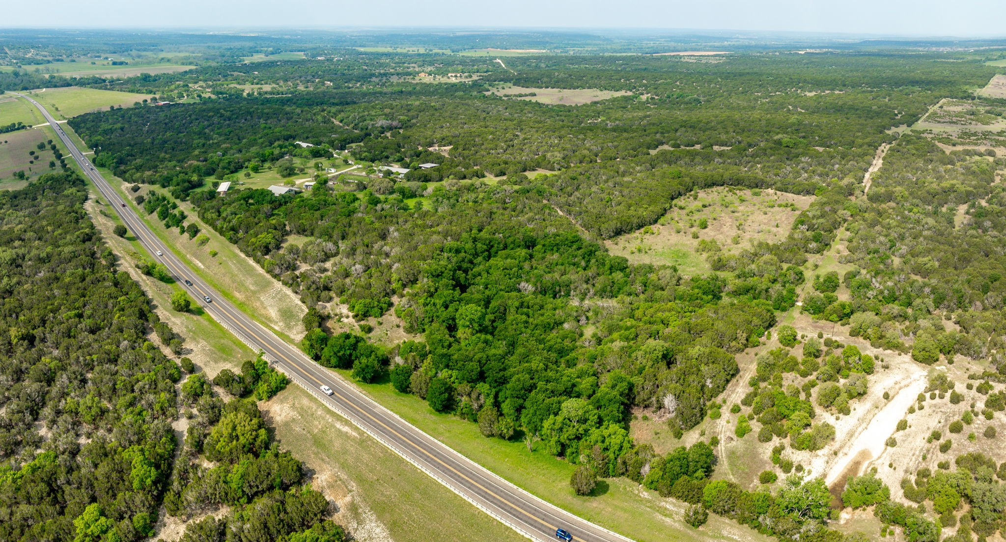 5905 N US Highway 281 (172)