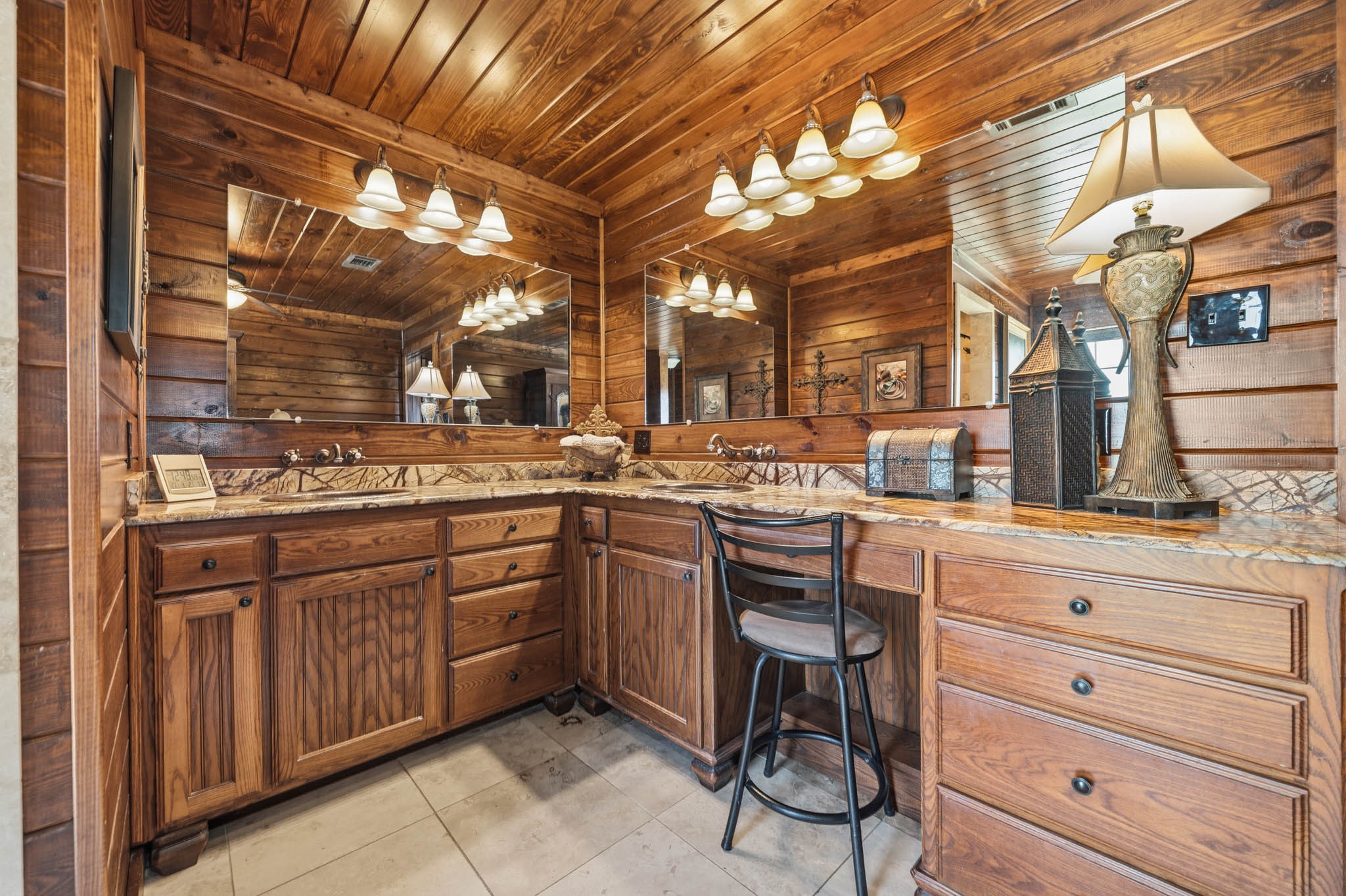 1642 County Road 234