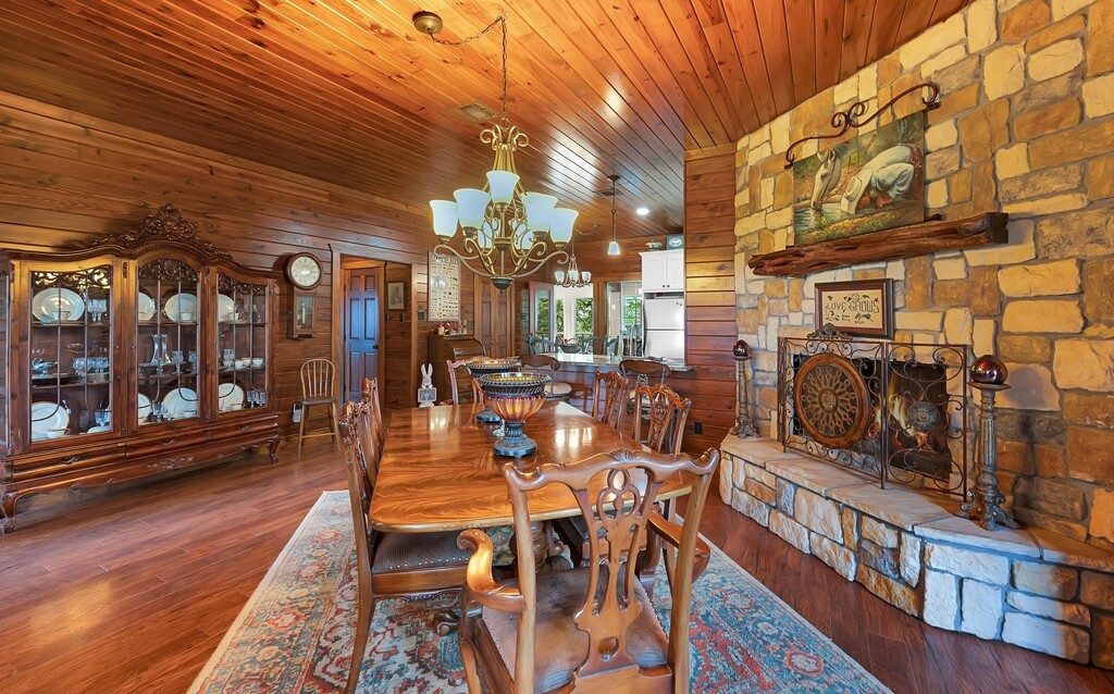 1642 County Road 234