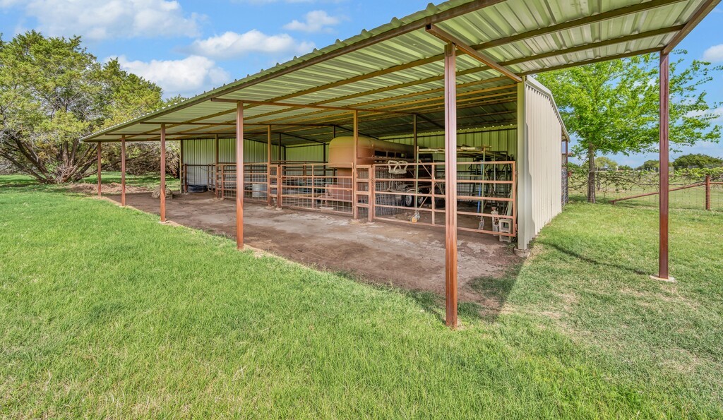 120 Private Road 2123