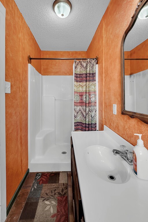 120 Private Road 2123