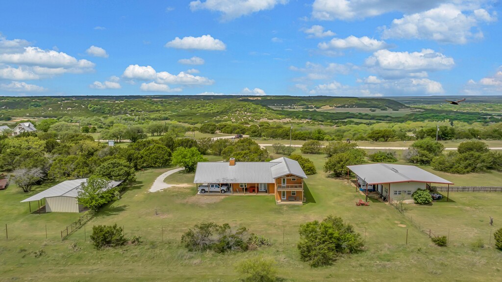 120 Private Road 2123