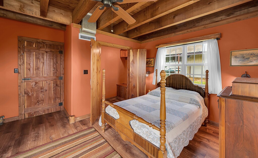 120 Private Road 2123