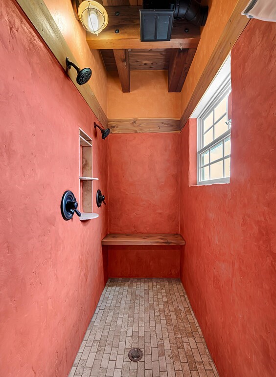 120 Private Road 2123