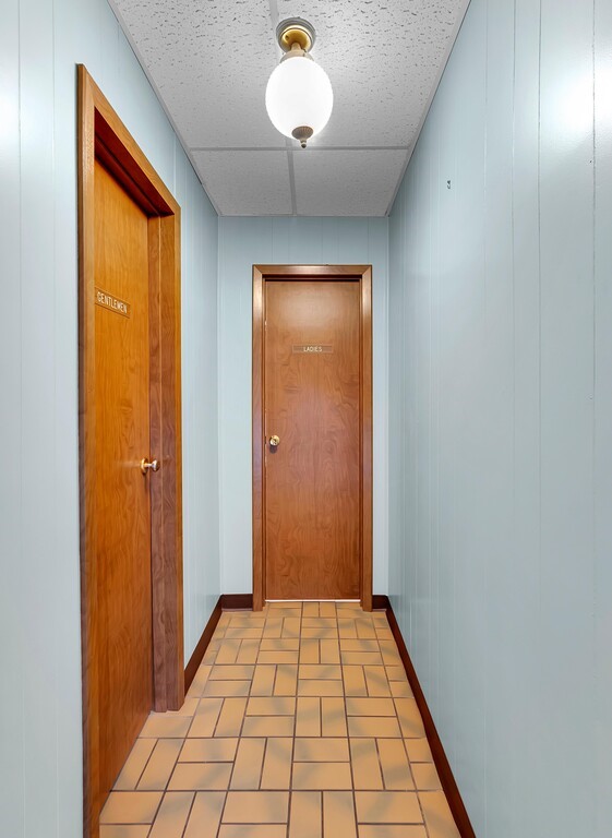 706 W 5th Street