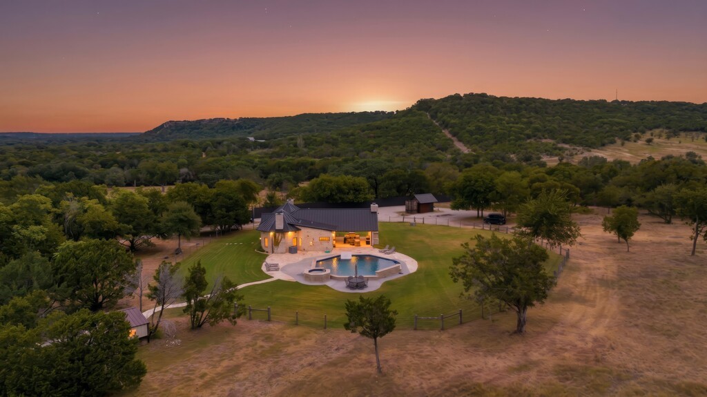 3311 County Road 1035 Meridian TX