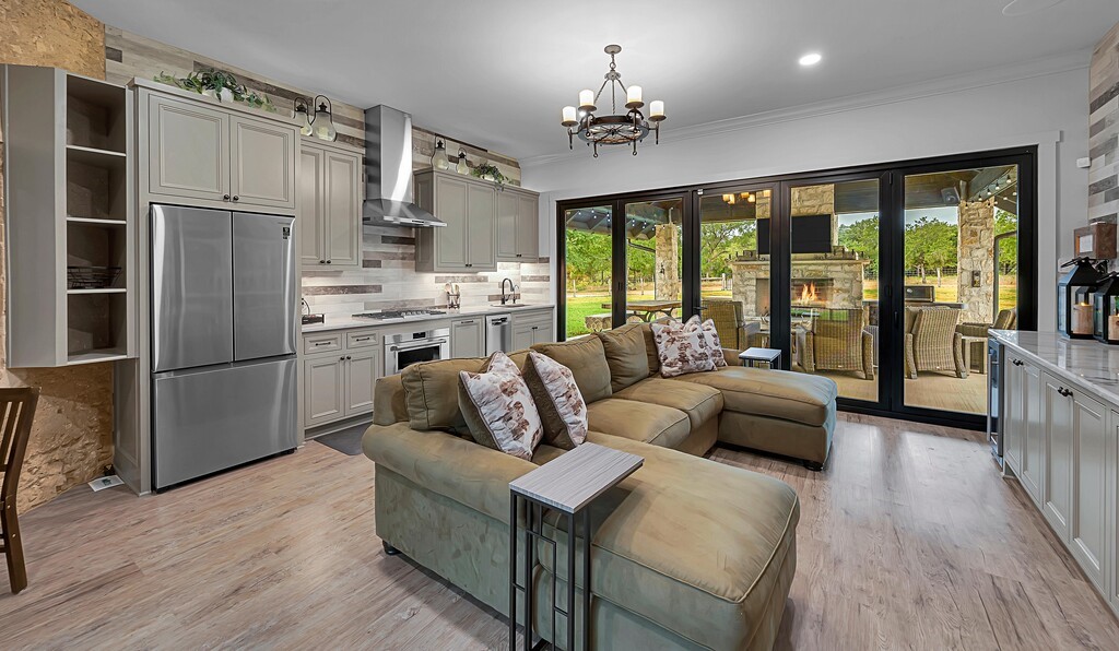 3311 county road 1035