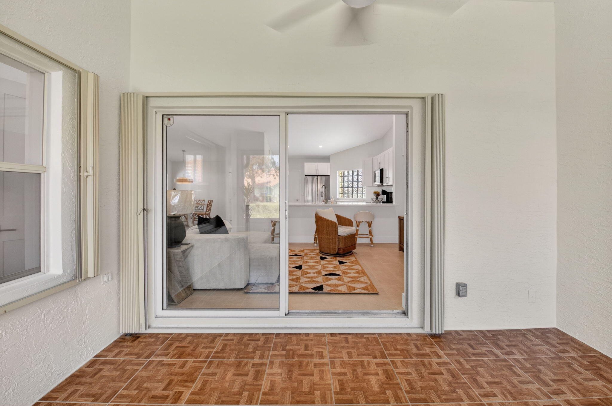 6171 Floral Lakes Drive