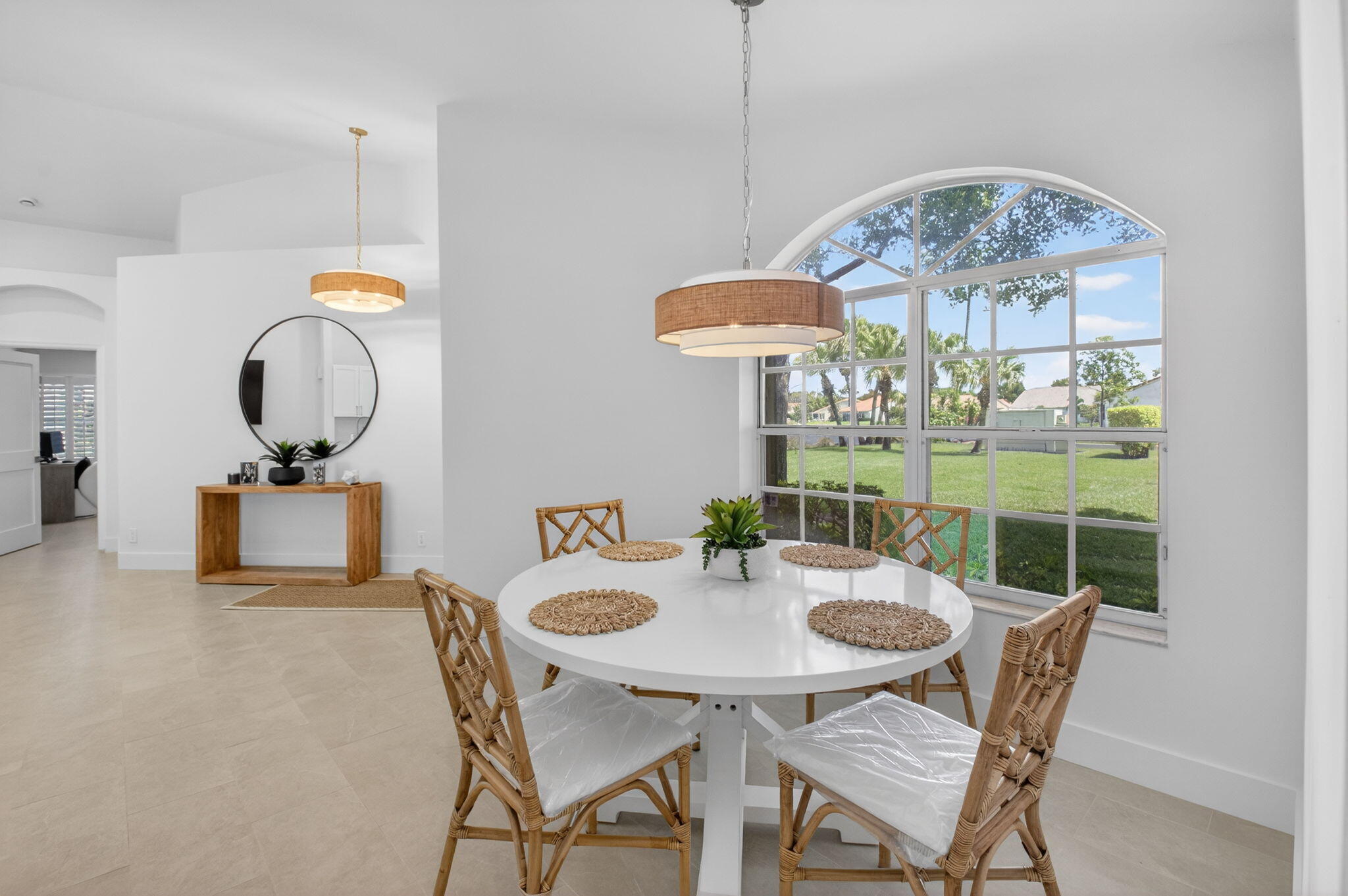 6171 Floral Lakes Drive