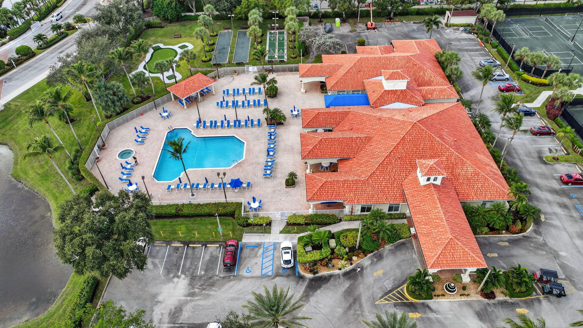 6171 Floral Lakes Drive