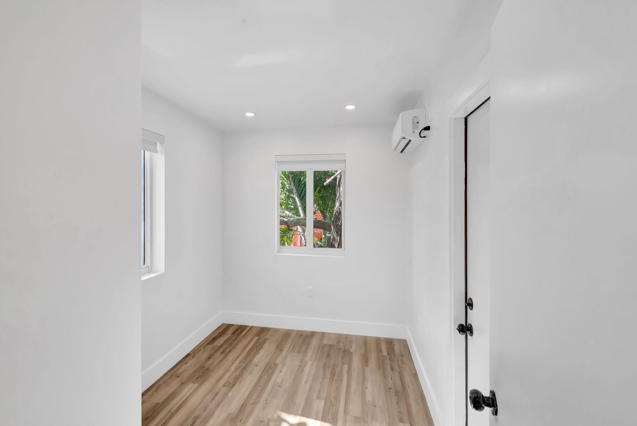 1260 SW 4th Street 3