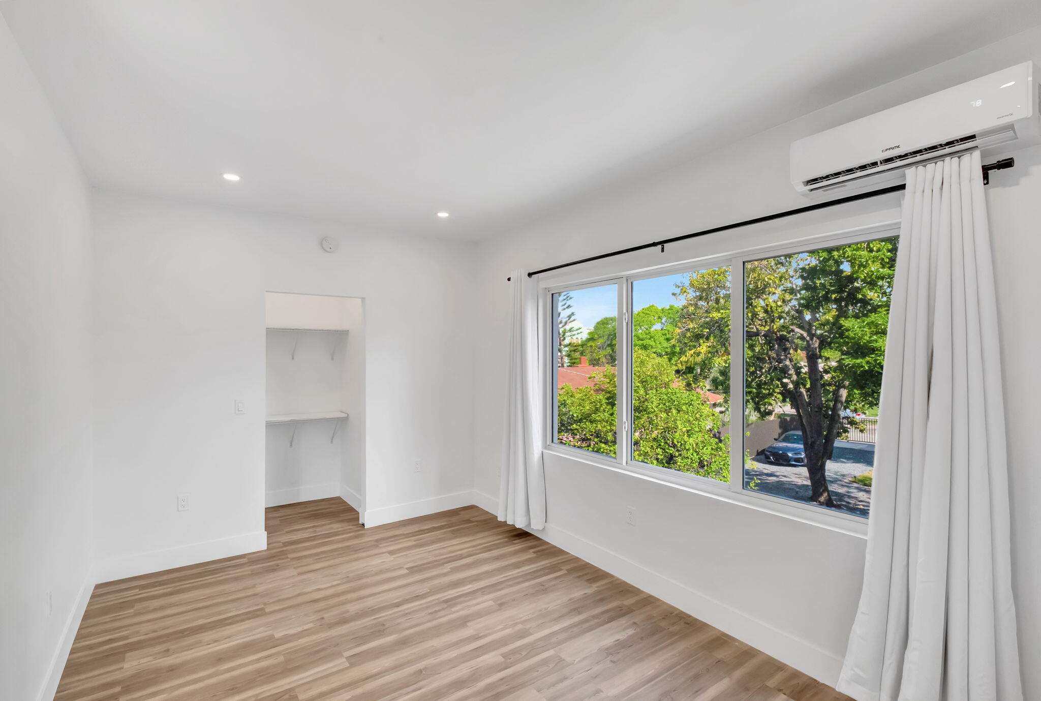 1260 SW 4th Street 3