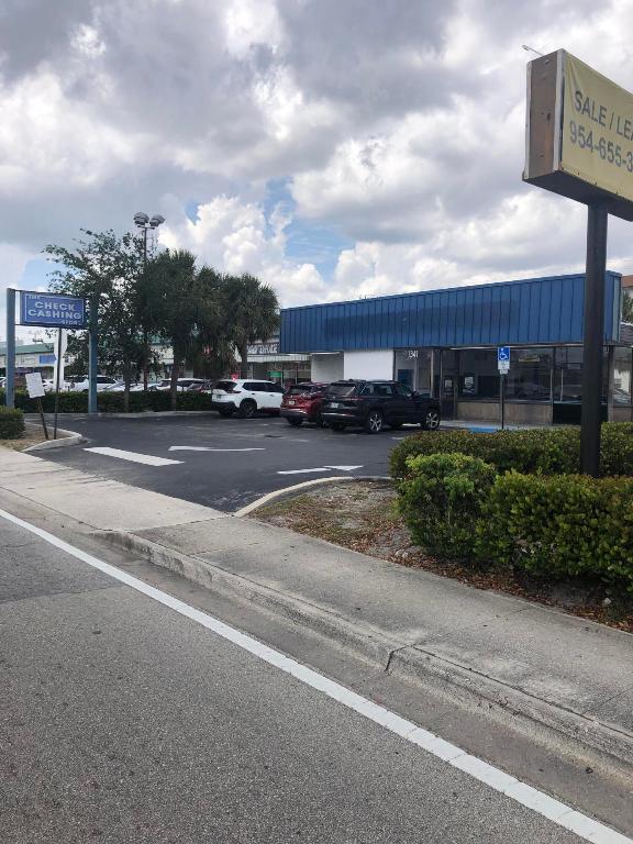 1341 E Commercial Boulevard