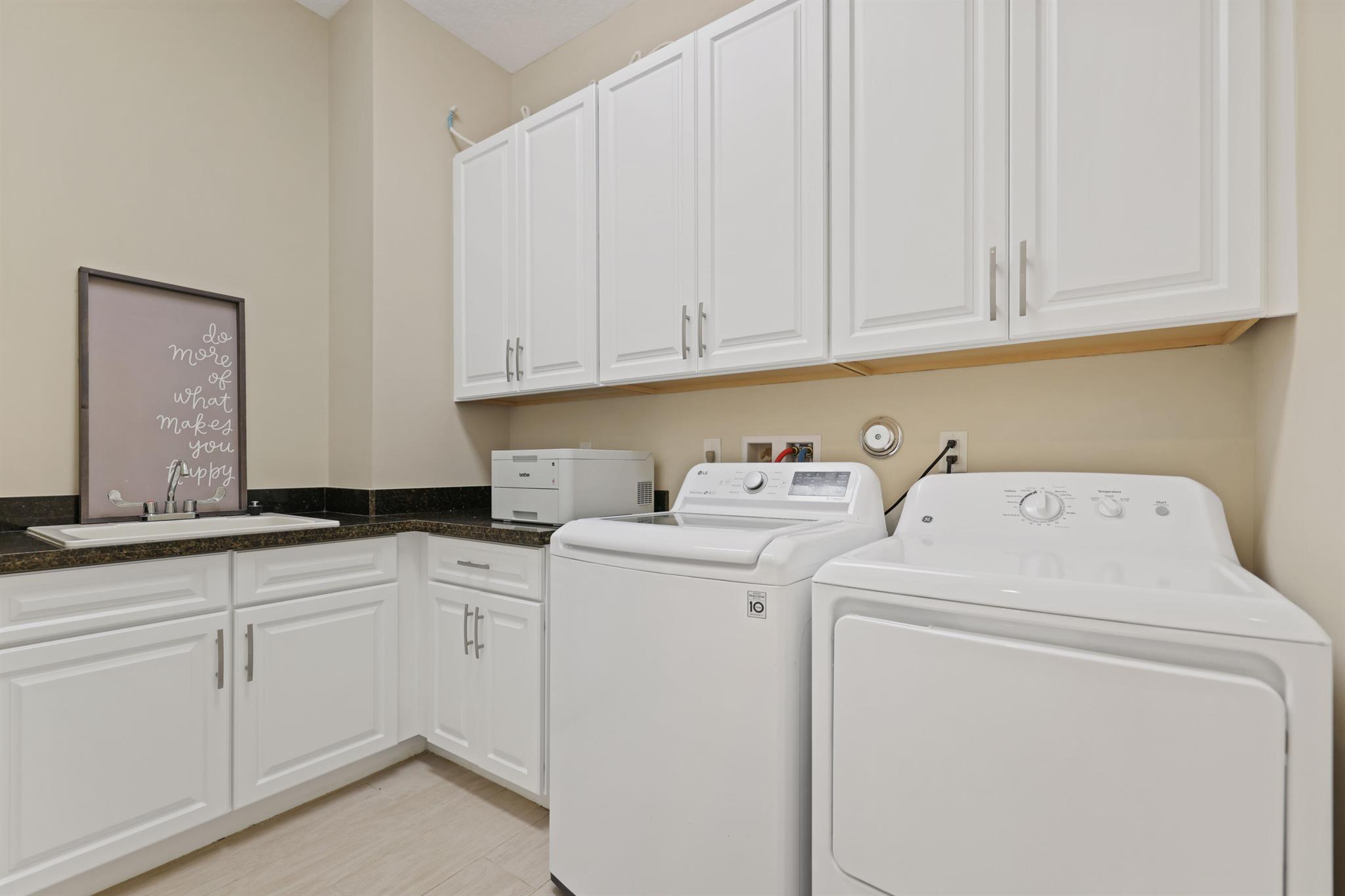 12085 Kalmar Circle S