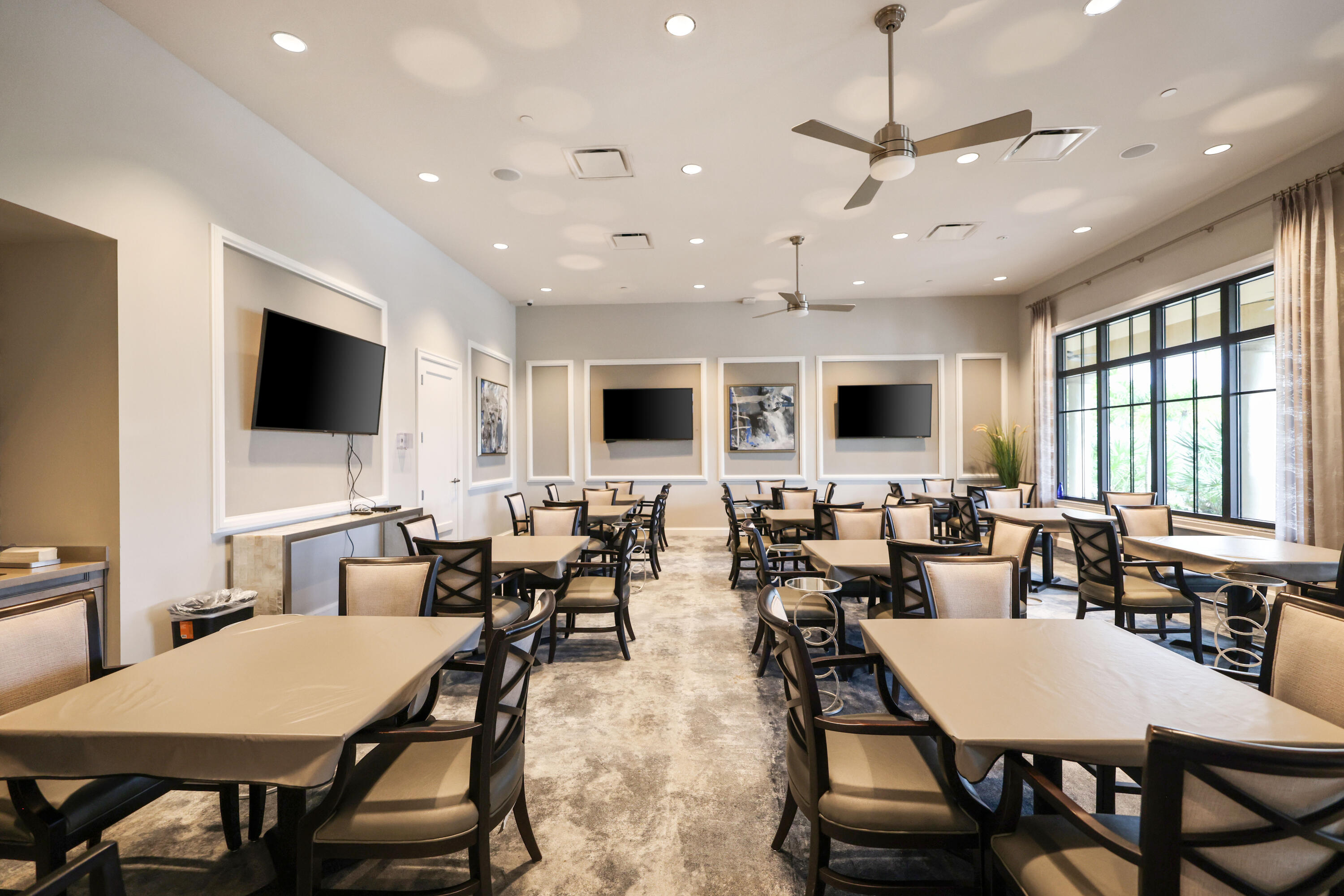 12085 Kalmar Circle S