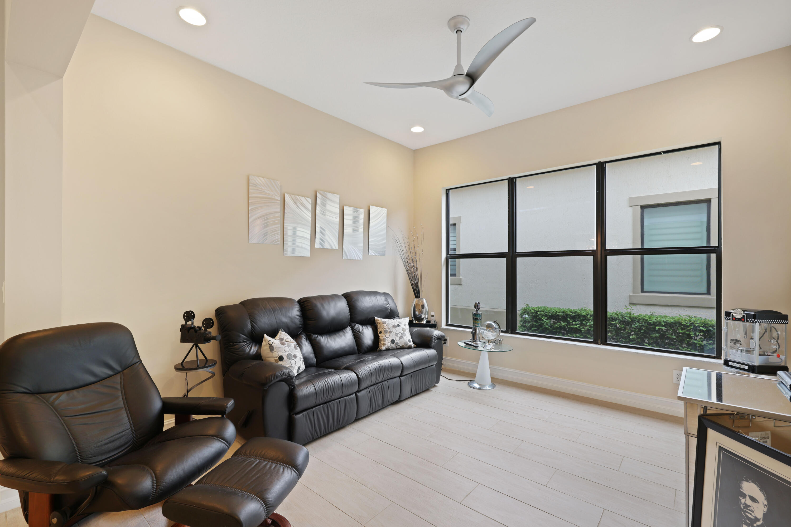 12085 Kalmar Circle S