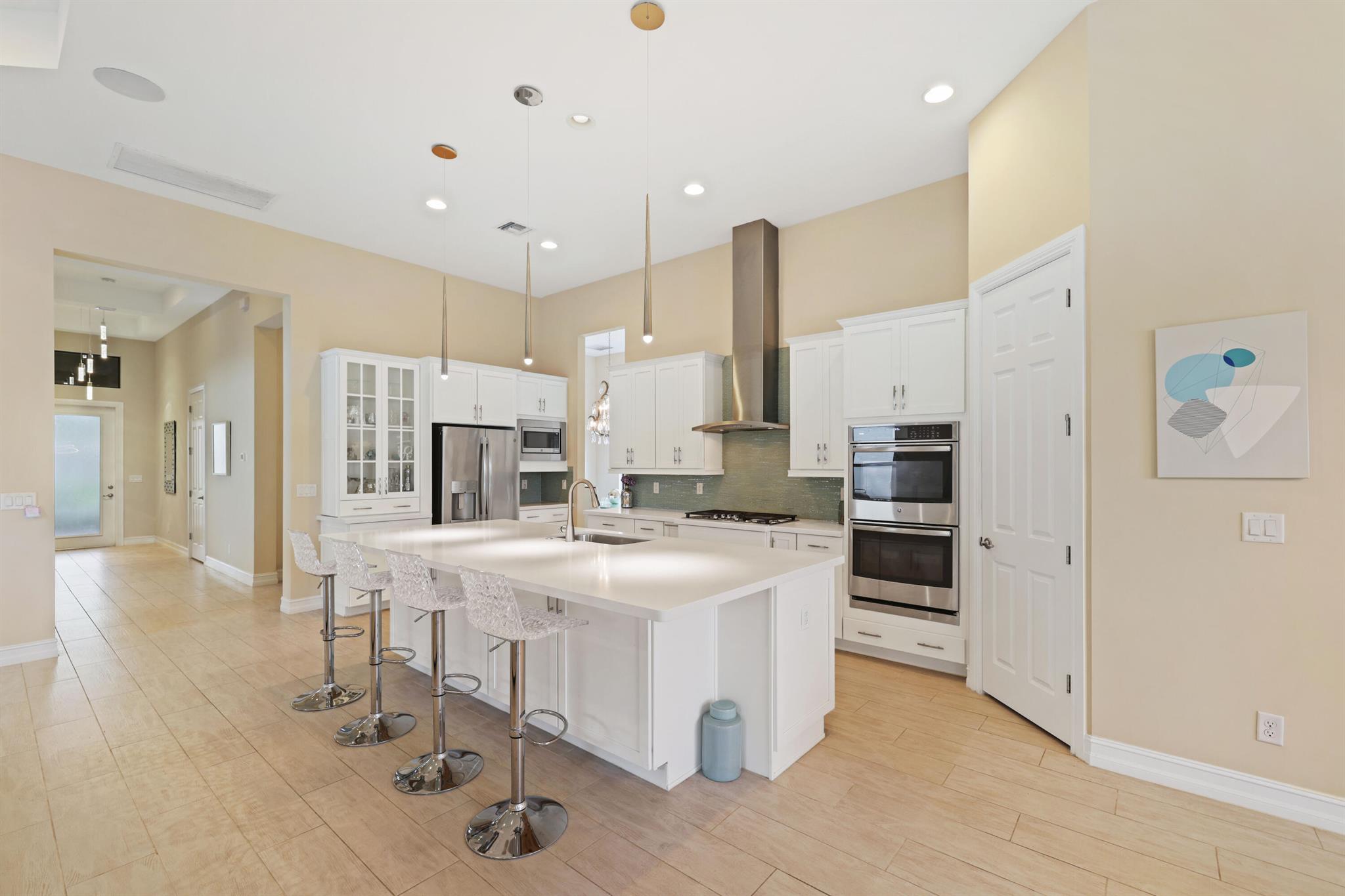 12085 Kalmar Circle S