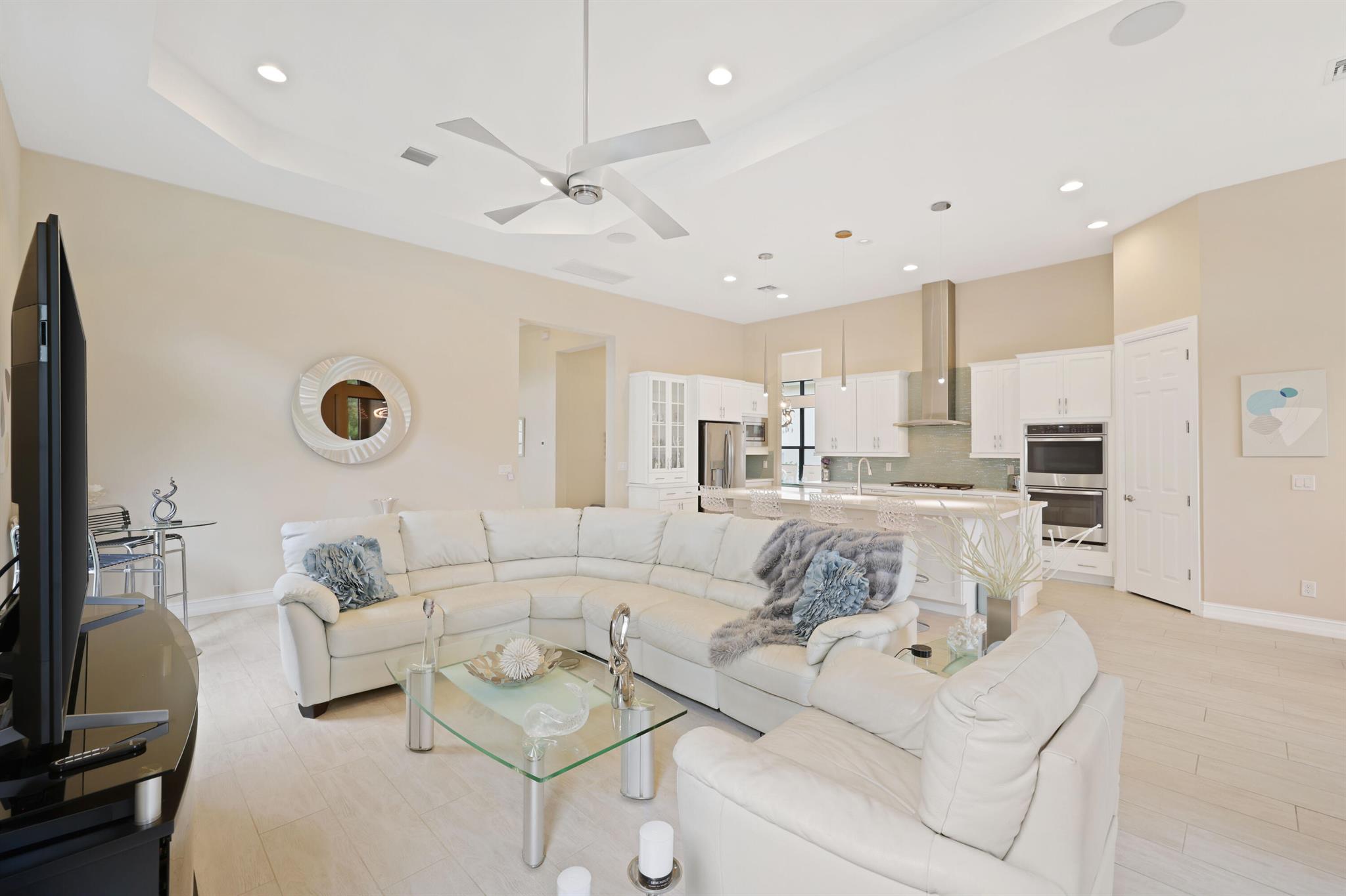 12085 Kalmar Circle S