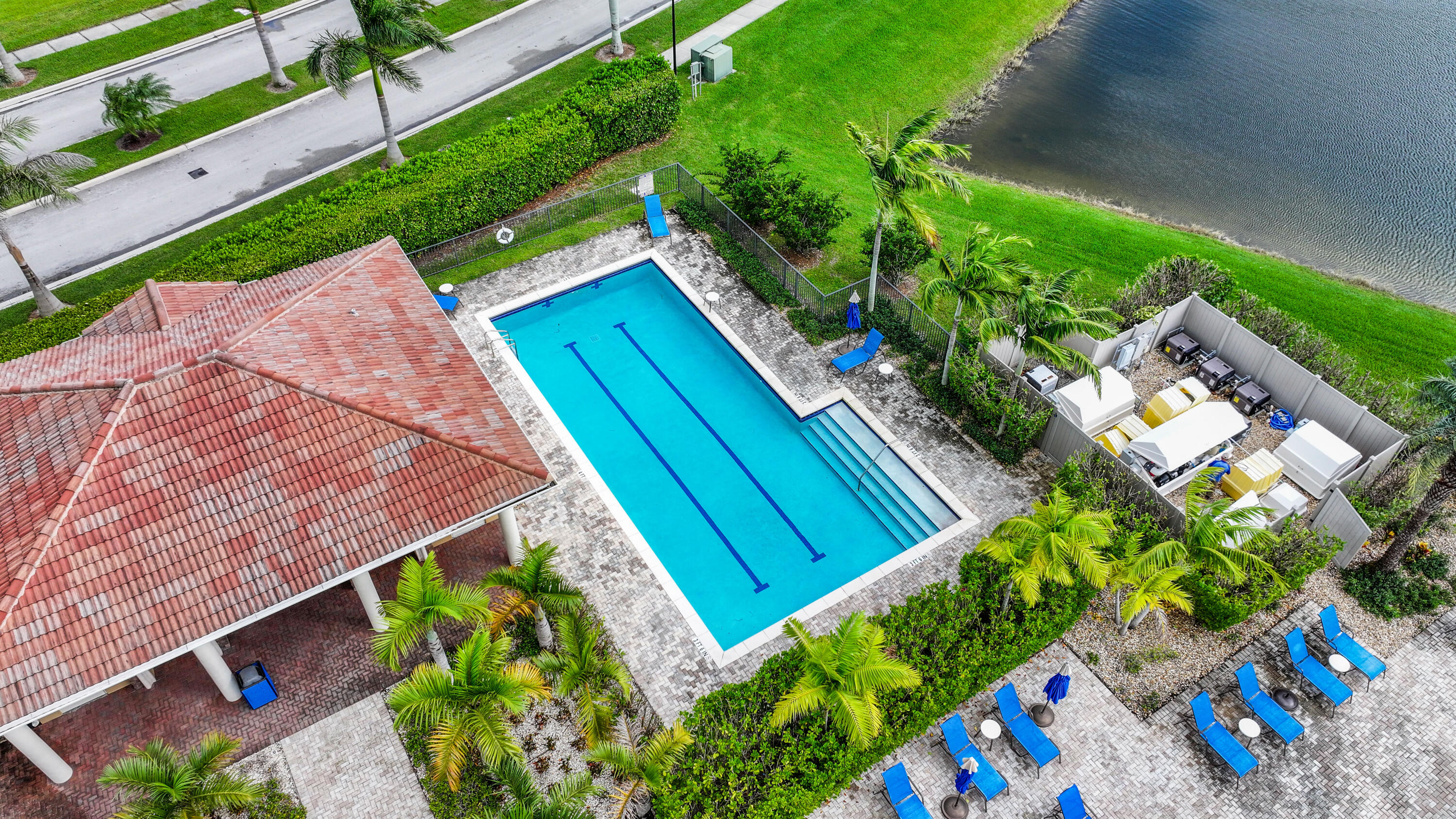 12085 Kalmar Circle S