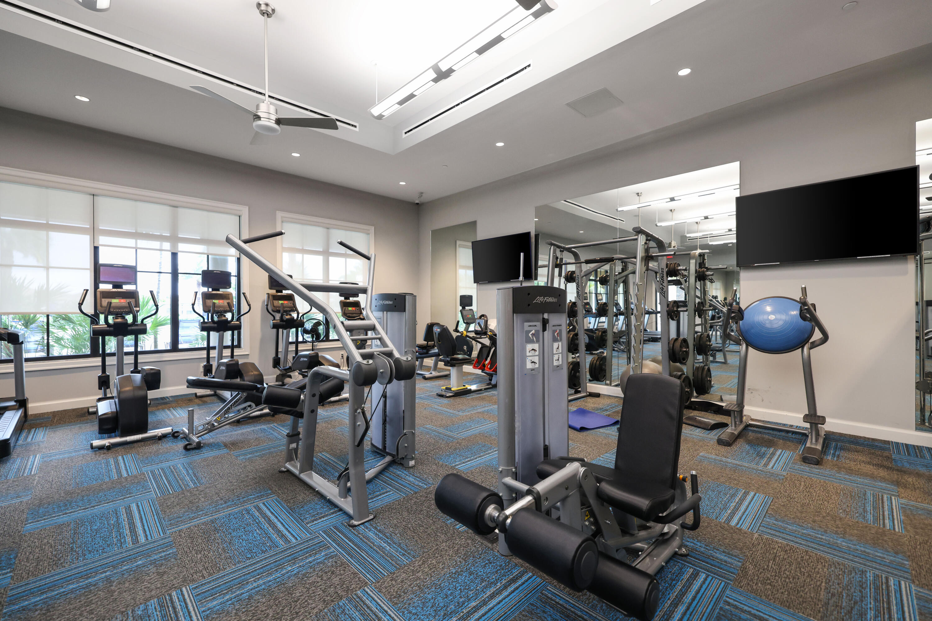 12085 Kalmar Circle S