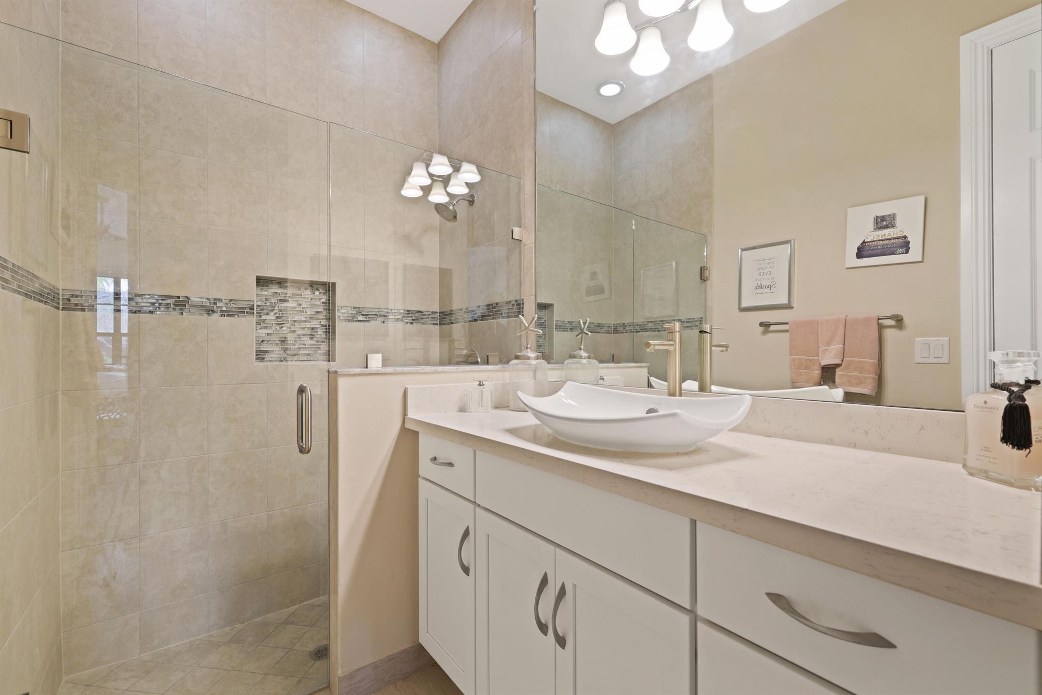 12085 Kalmar Circle S