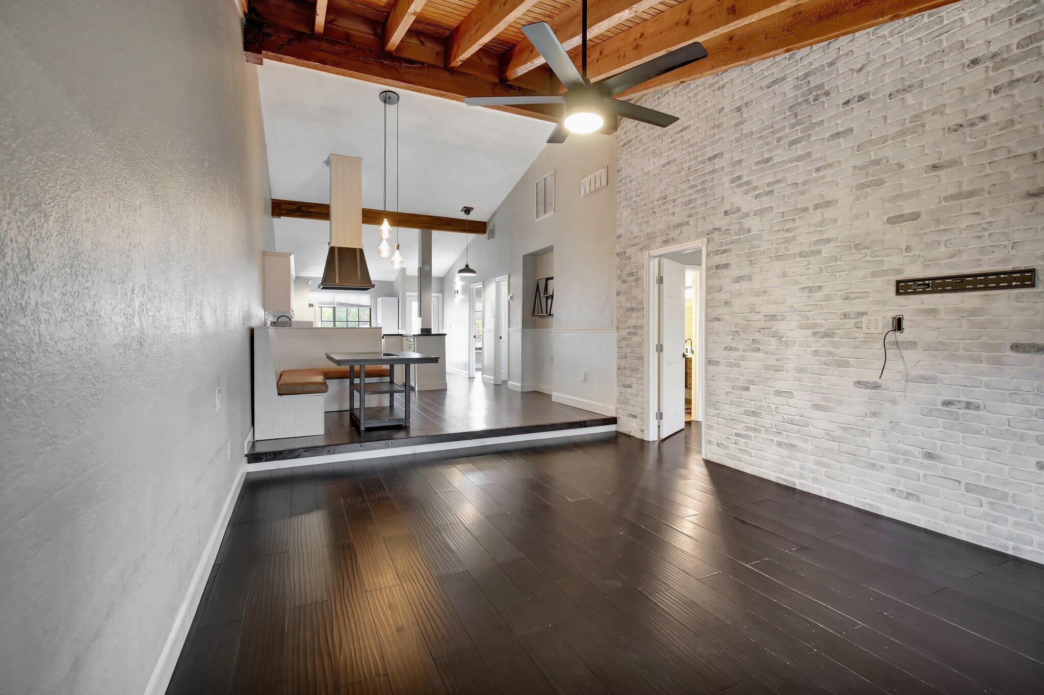 2310 Dogwood Court